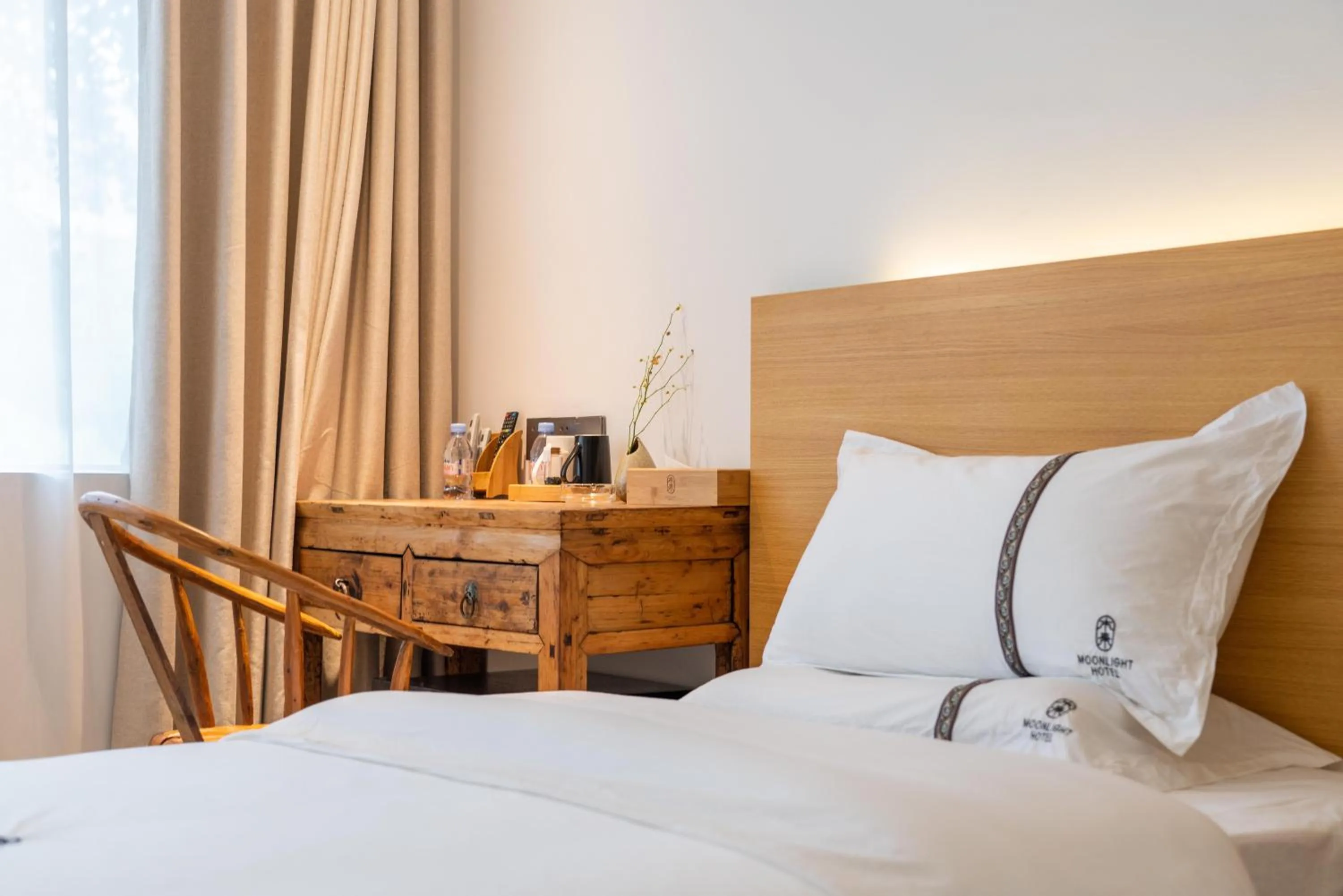 Bed in Moonlight Hotel