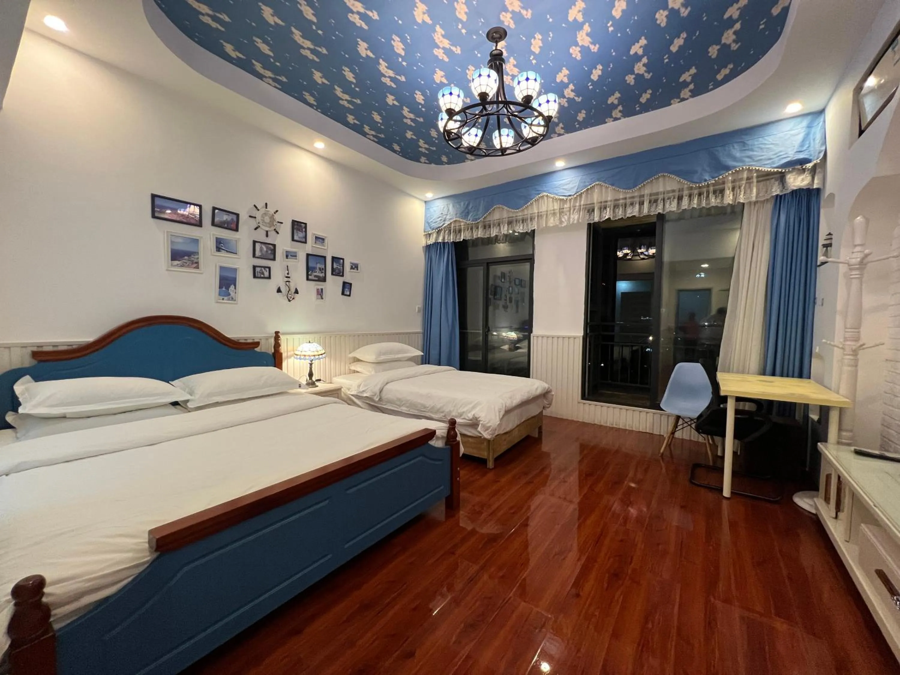 Bed in Moonlight Hotel