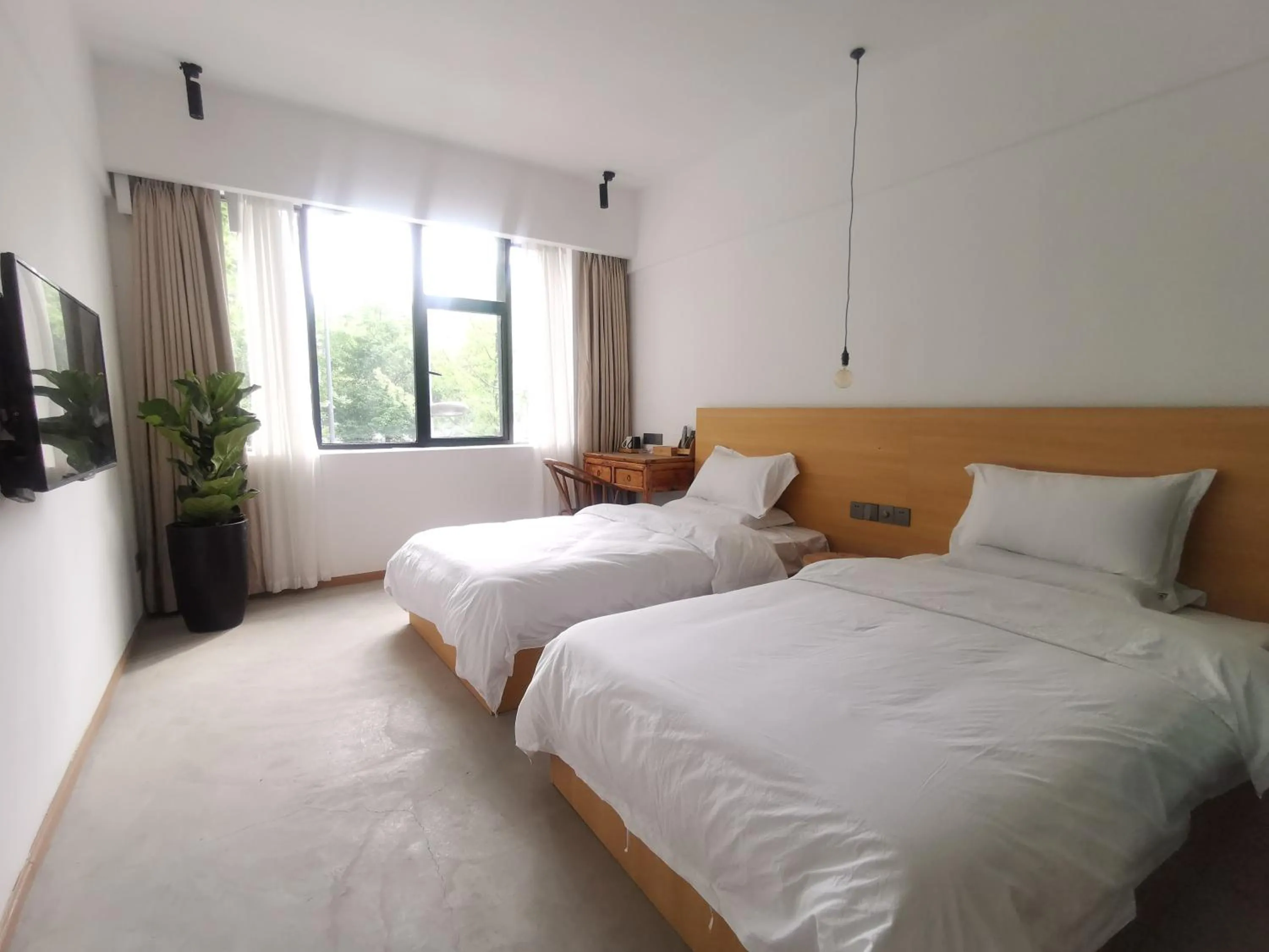 Bed in Moonlight Hotel