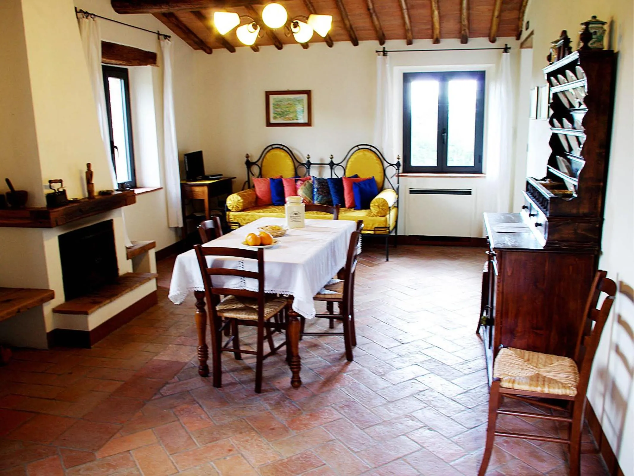Dining area in La Fornace di San Galgano