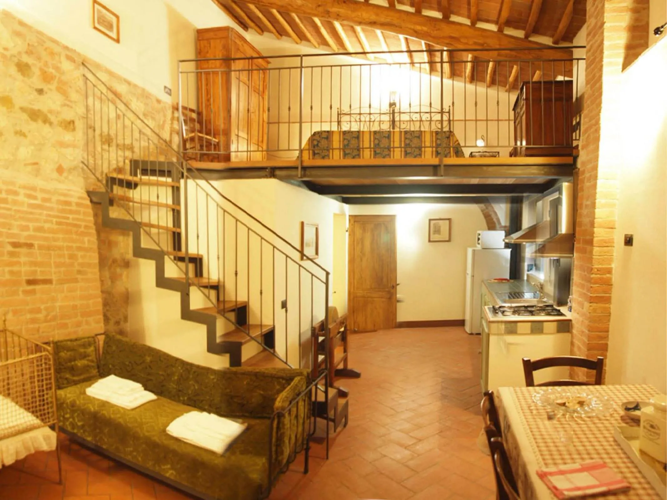 Photo of the whole room in La Fornace di San Galgano