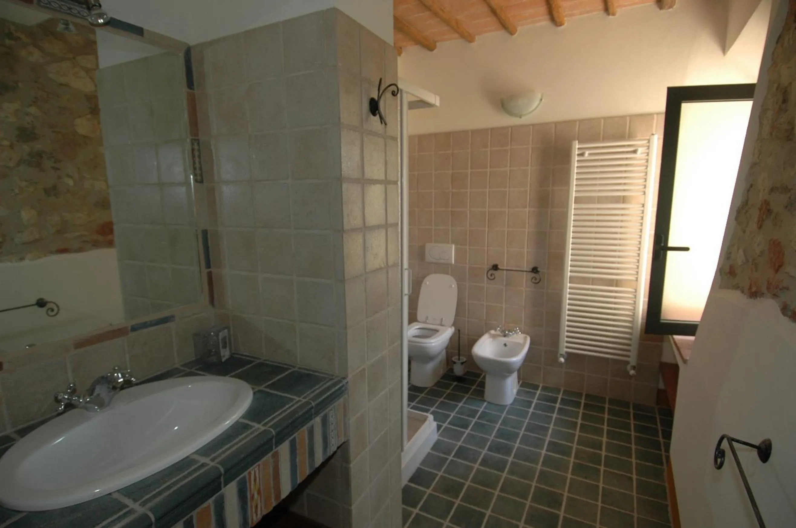 Bathroom in La Fornace di San Galgano