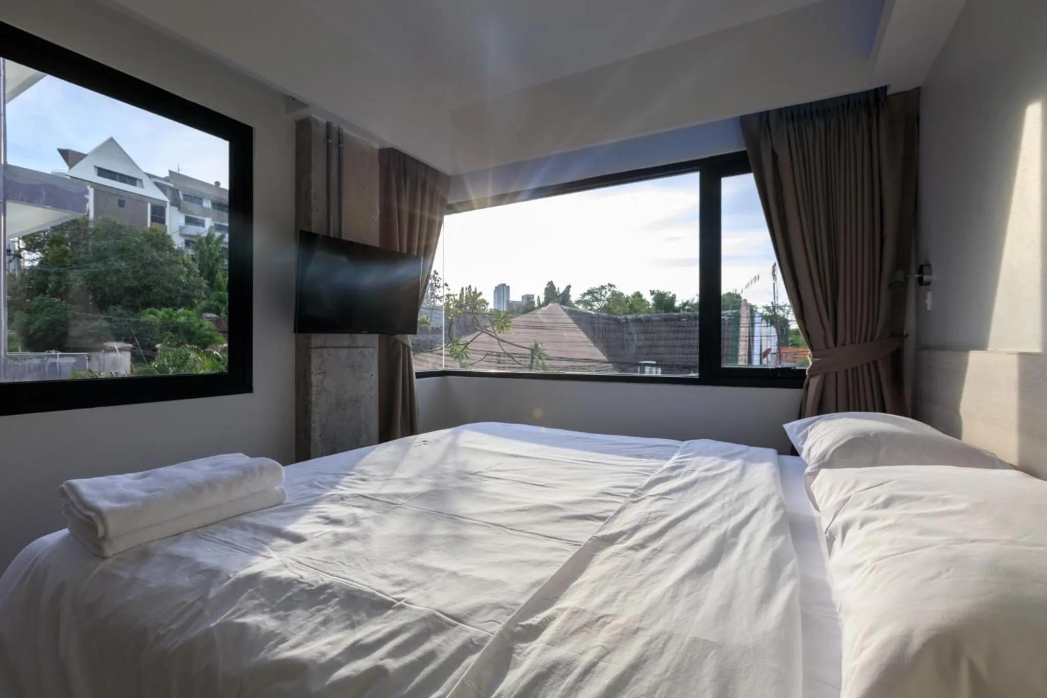Bed in Prima House Pattaya