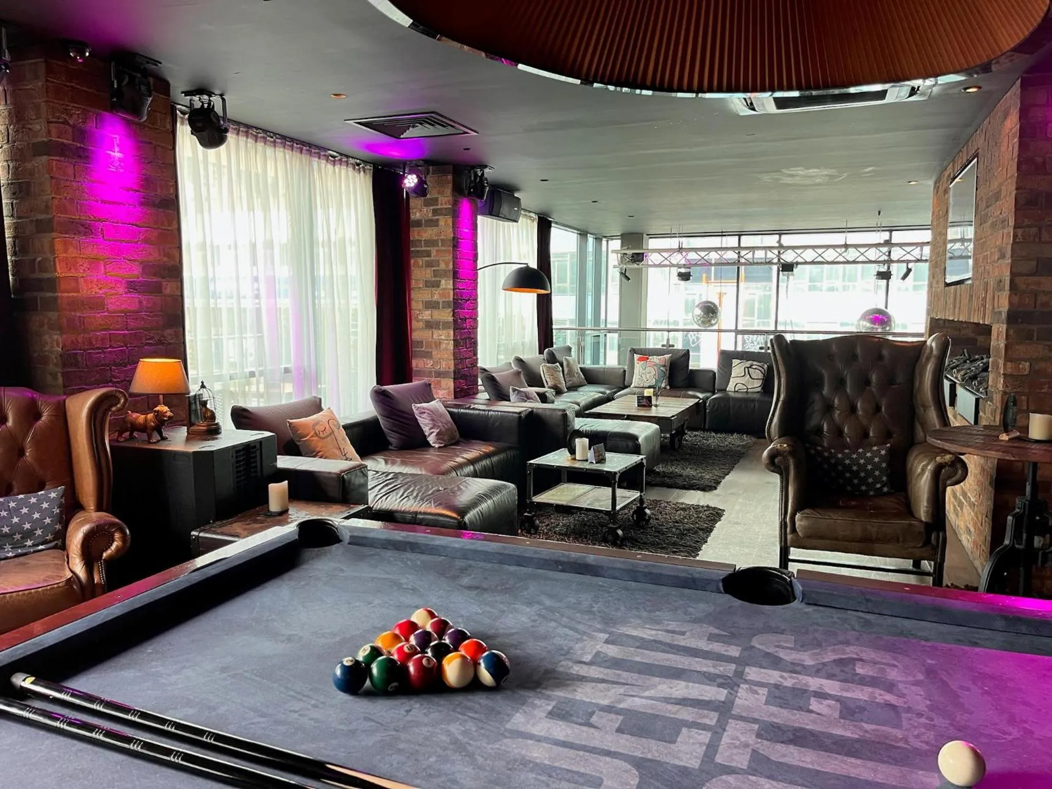 Lobby or reception in pentahotel Birmingham
