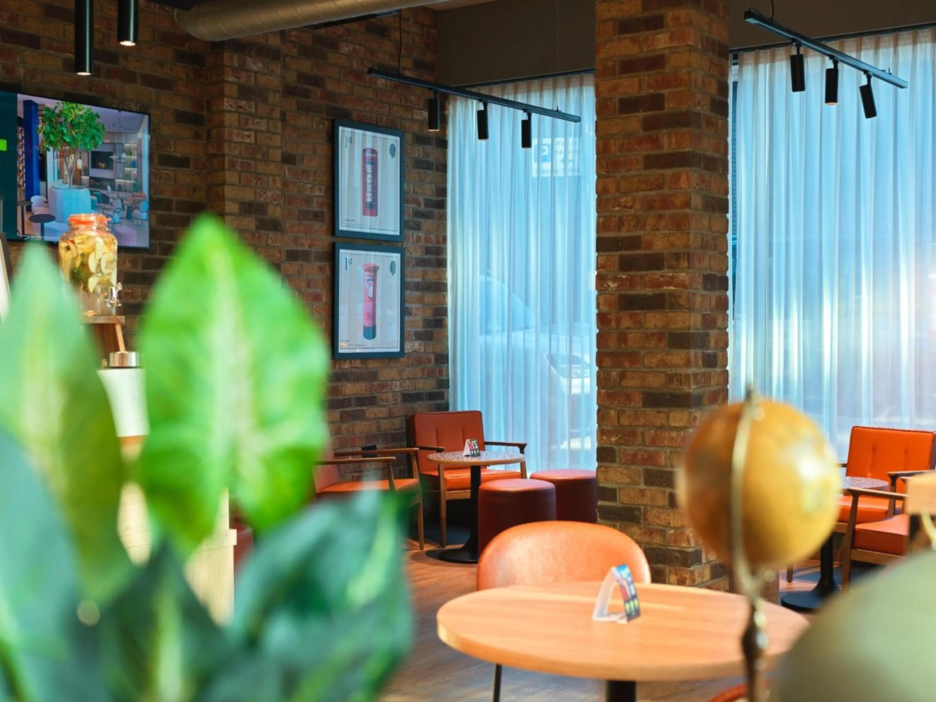 Restaurant/places to eat in B&B HOTEL Birmingham Centre