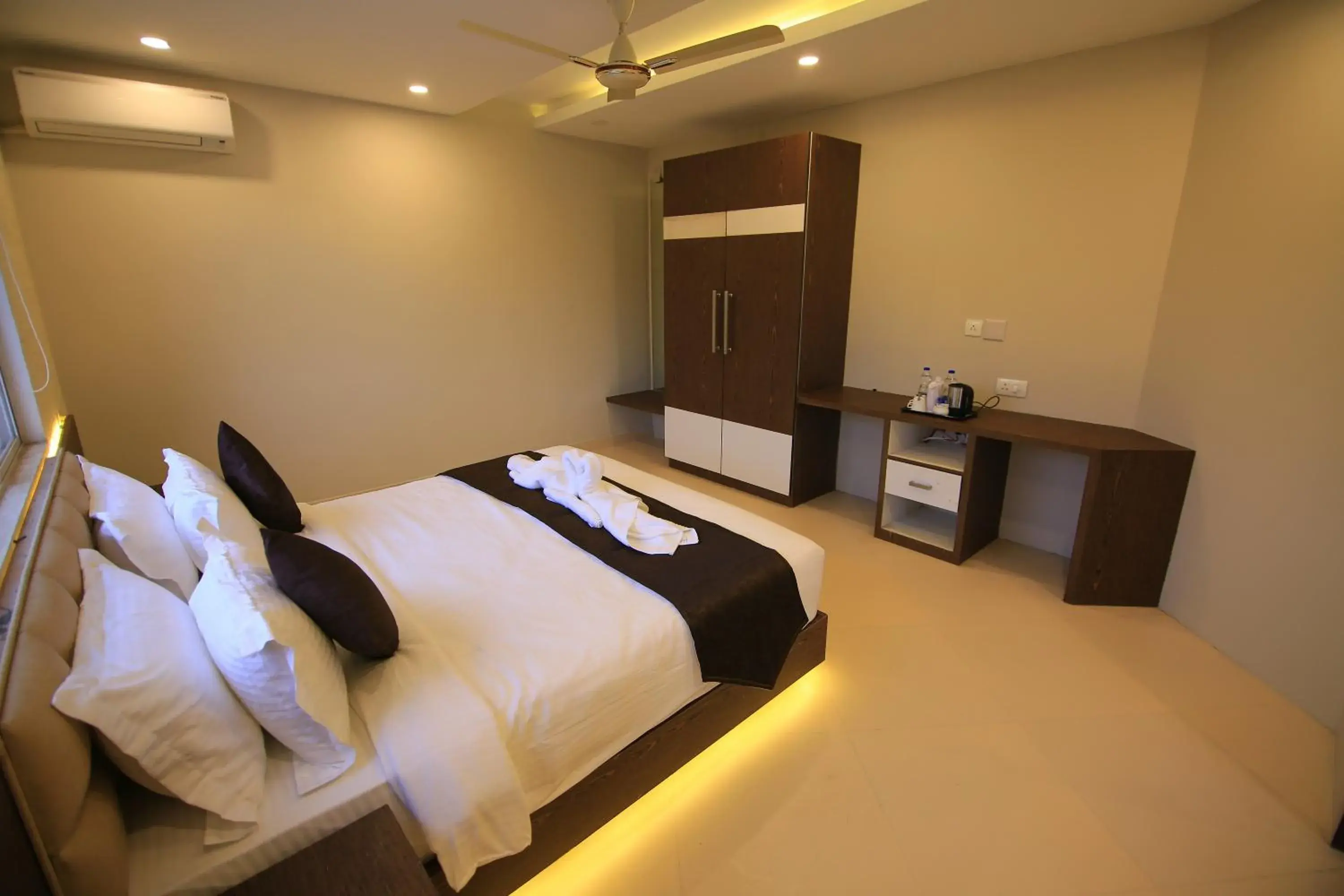 Bed in Hotel Le Sapphire Bed in Hotel Le Sapphire