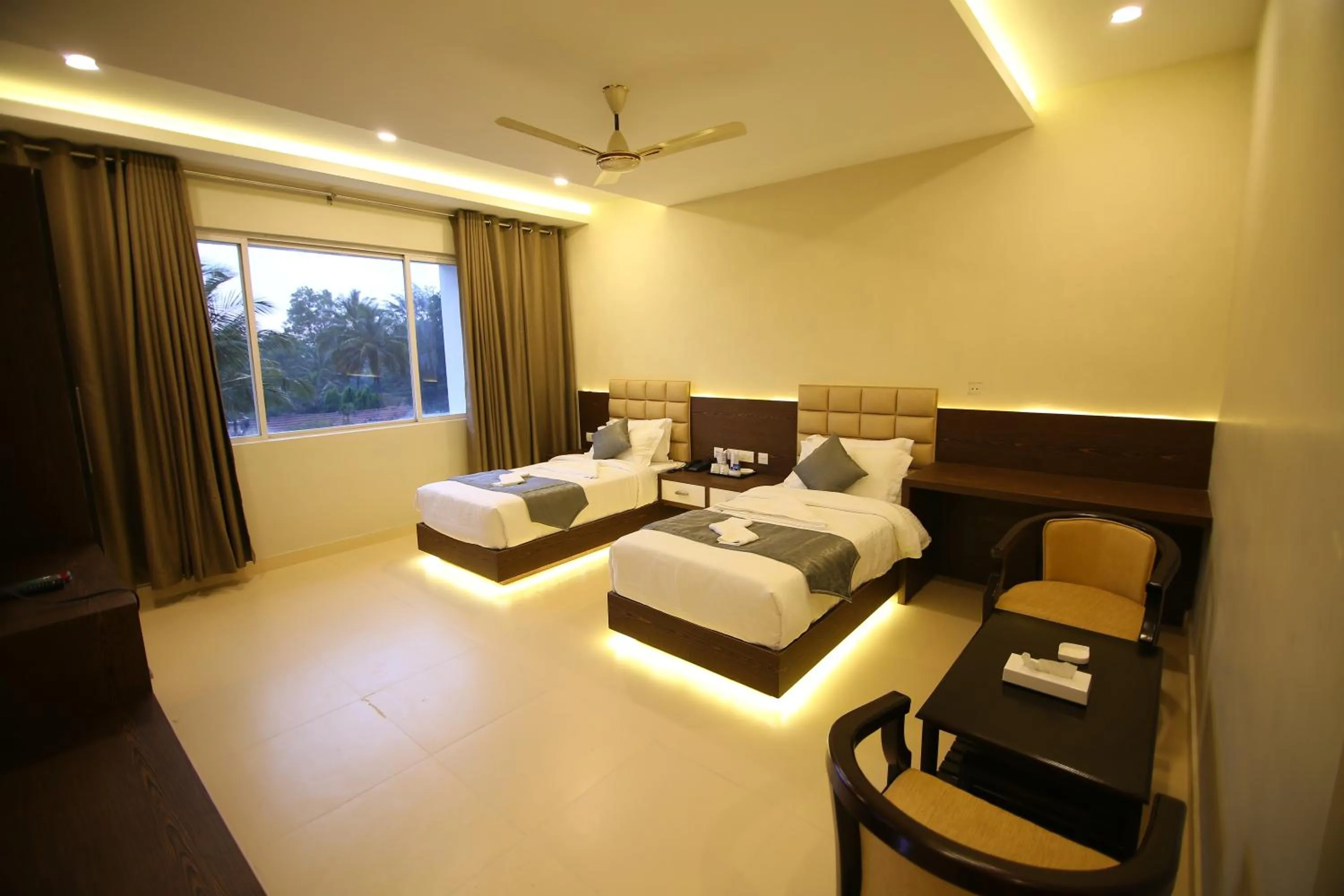 Bed in Hotel Le Sapphire