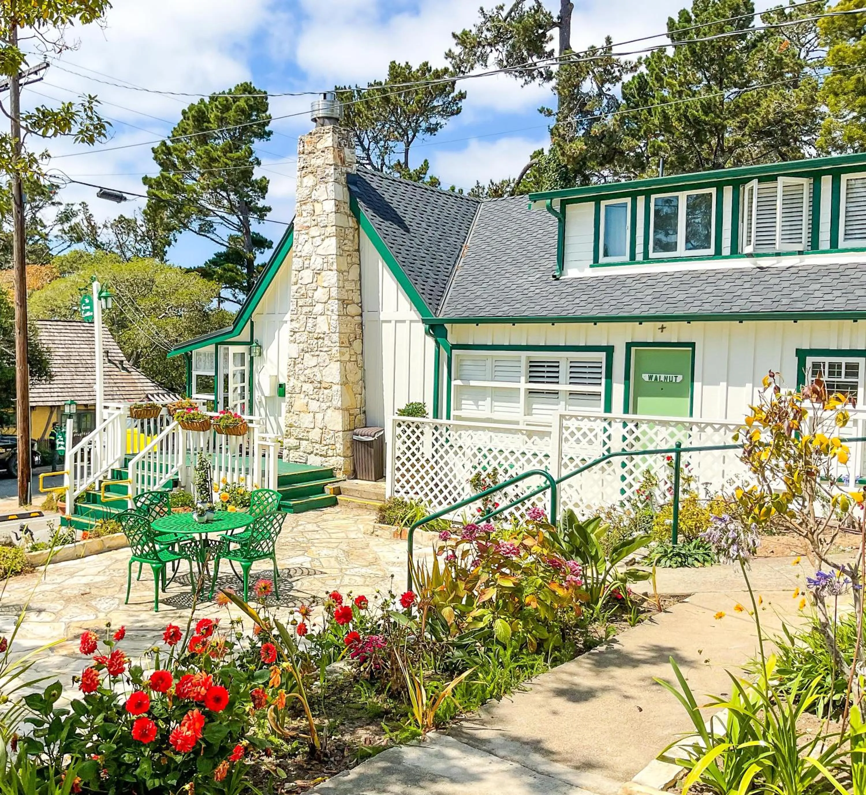 Property building in Carmel Green Lantern Inn