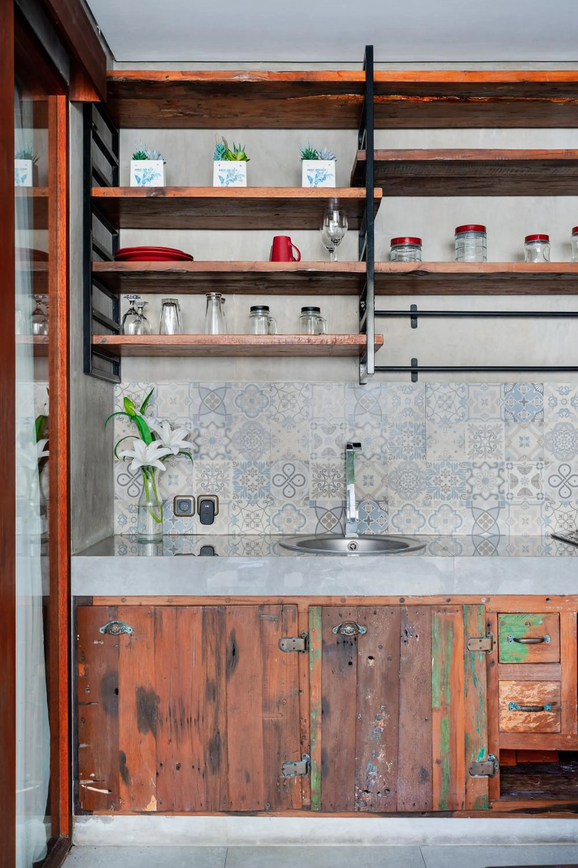 Kitchen or kitchenette in Vinna Villa Seminyak by The Wina Resorts