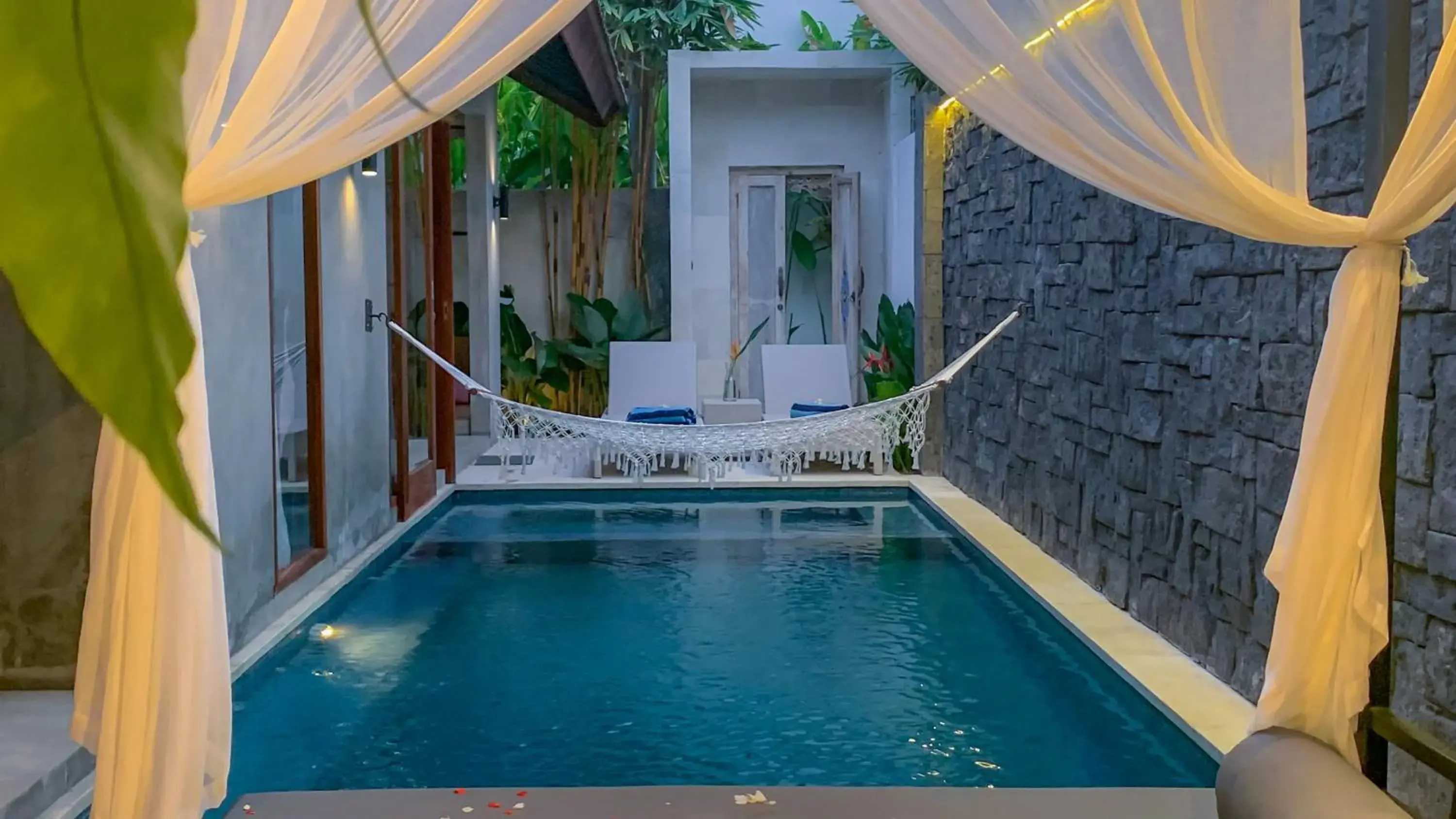 Pool view in Vinna Villa Seminyak by The Wina Resorts Pool view in Vinna Villa Seminyak by The Wina Resorts