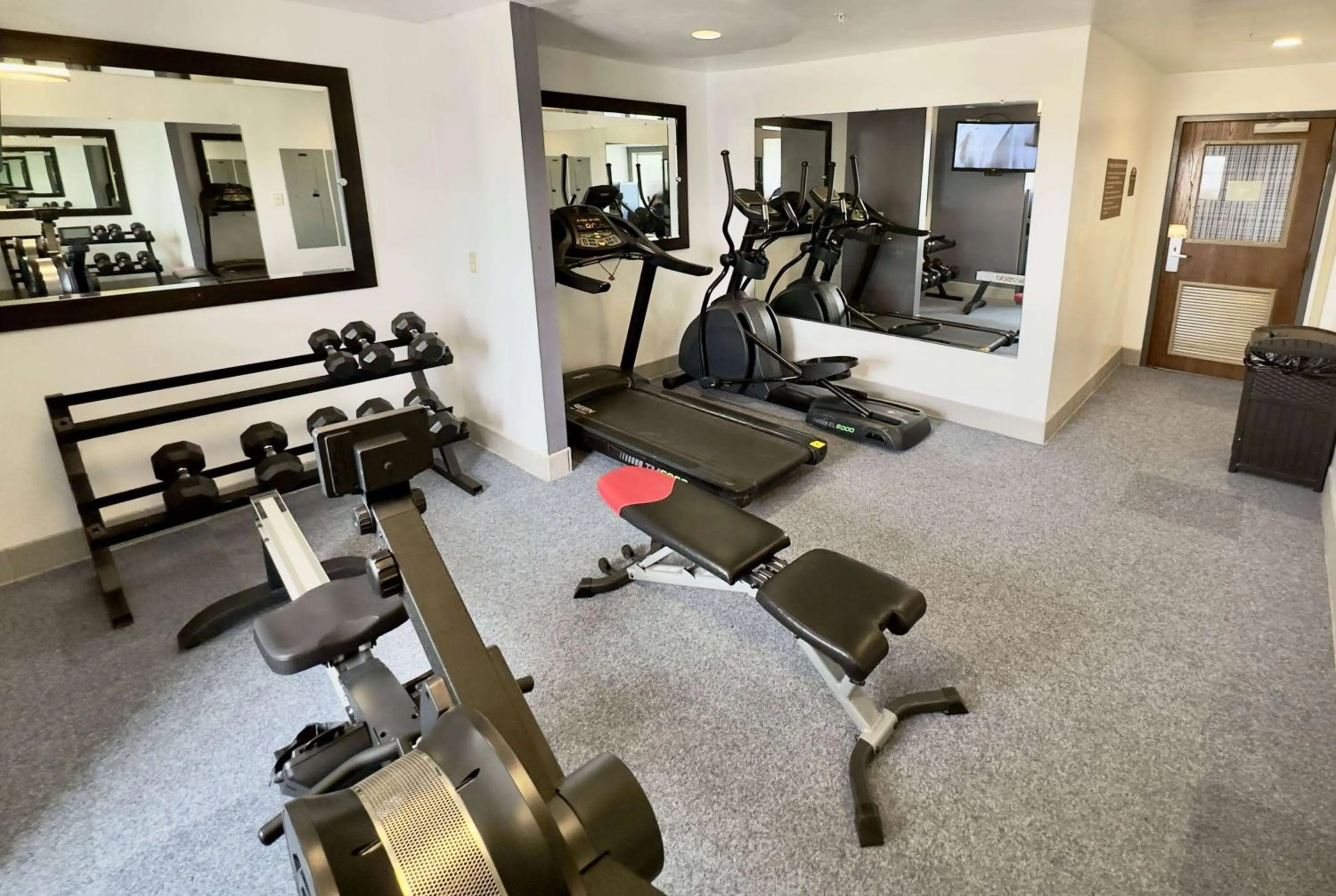 Fitness centre/facilities in Microtel Inn & Suites by Wyndham Denver Airport