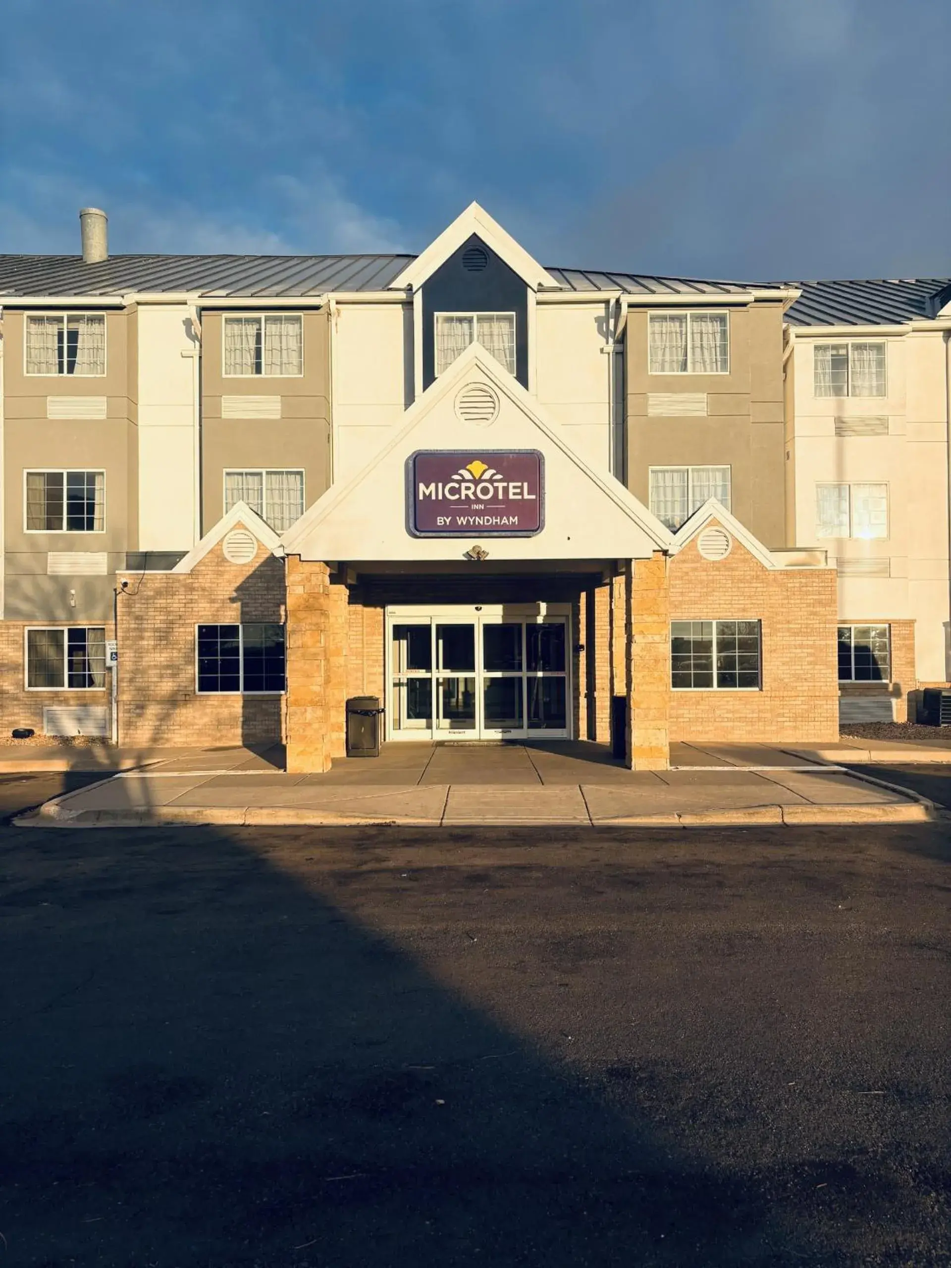 Property building in Microtel Inn & Suites by Wyndham Denver Airport Property building in Microtel Inn & Suites by Wyndham Denver Airport