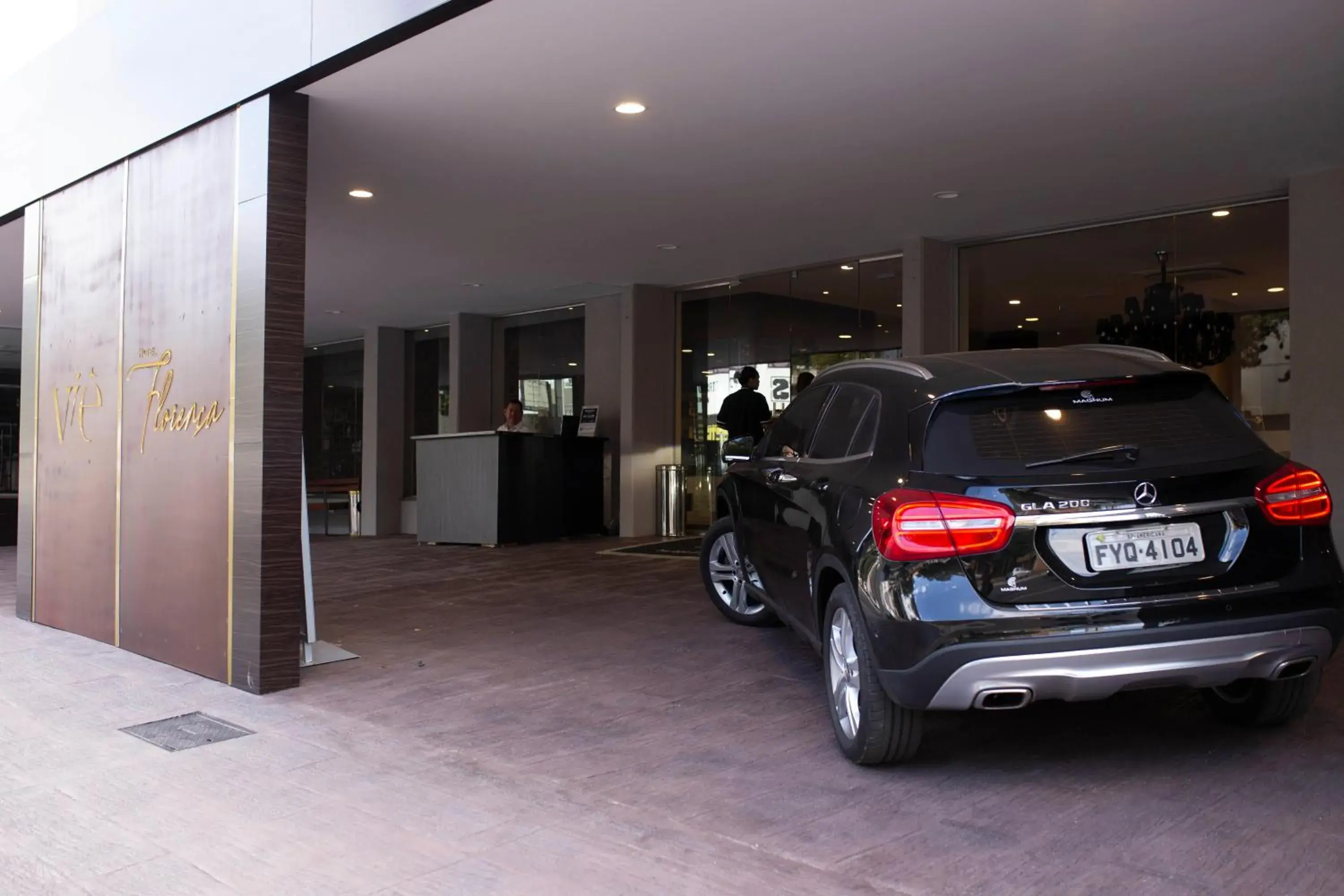 Facade/entrance in Hotel Florença Facade/entrance in Hotel Florença