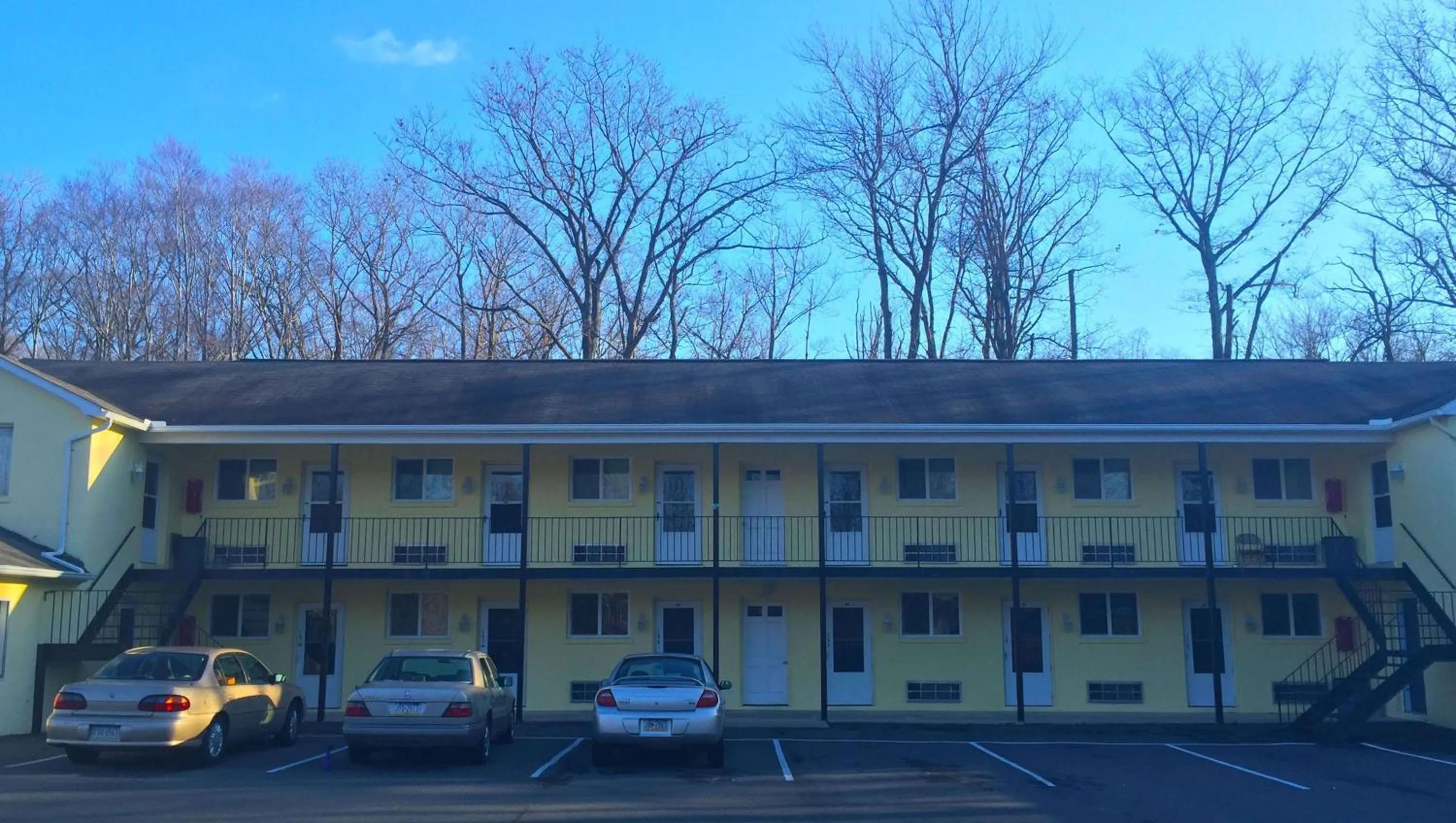 Property building in Country Place Inn and Suites White Haven
