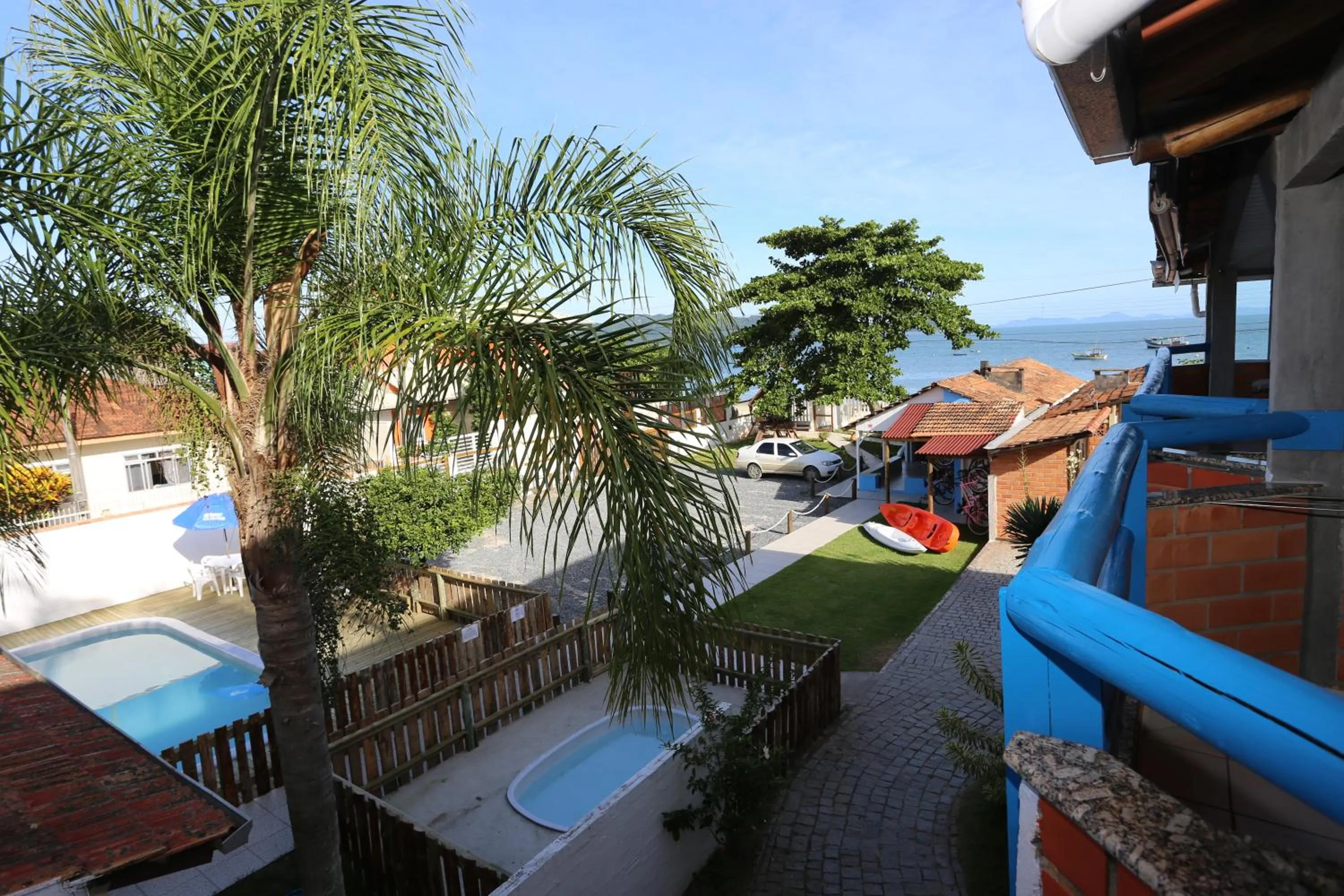 Pool view in Pousada Oceânica
