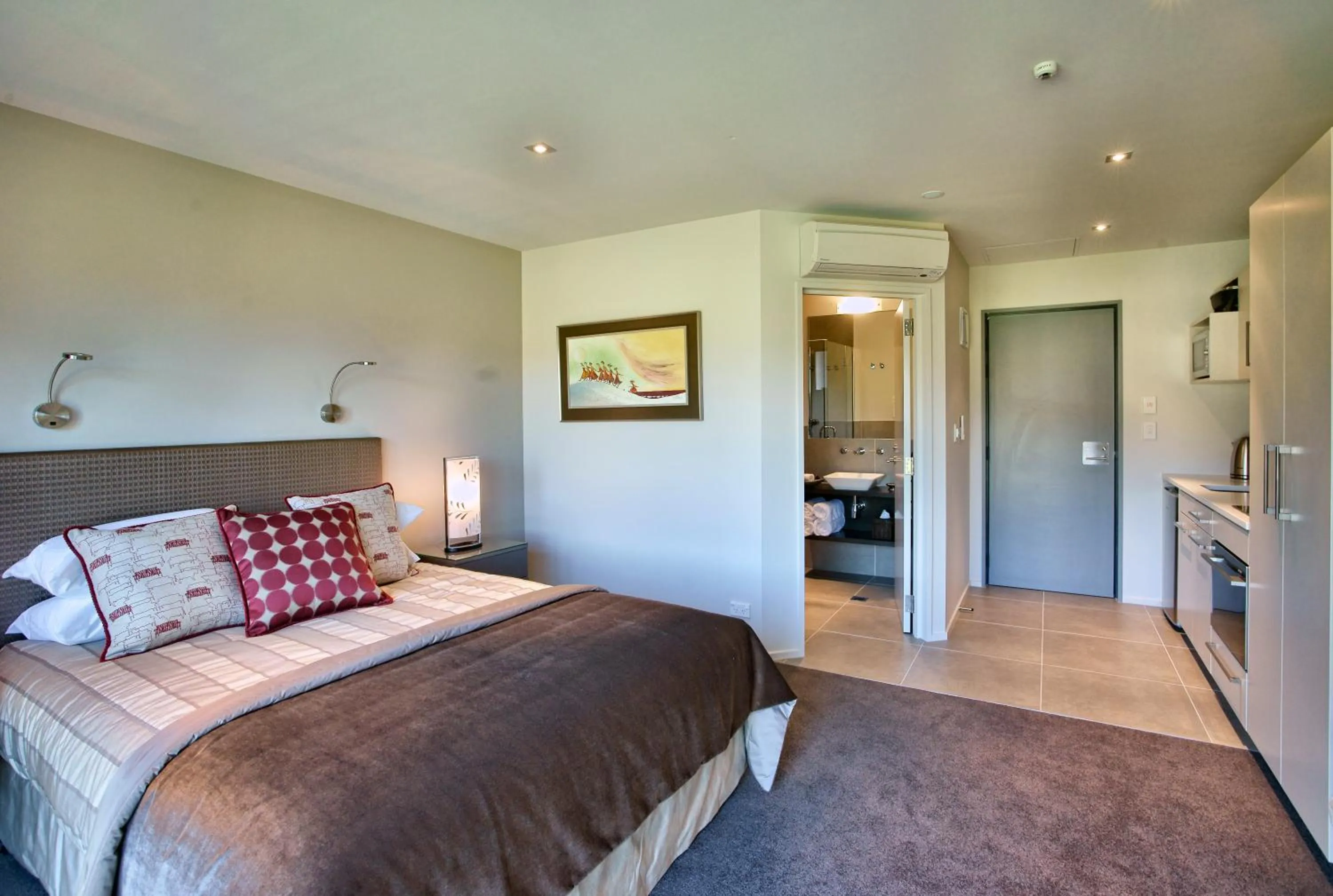 Bed in The St James Premium Accommodation