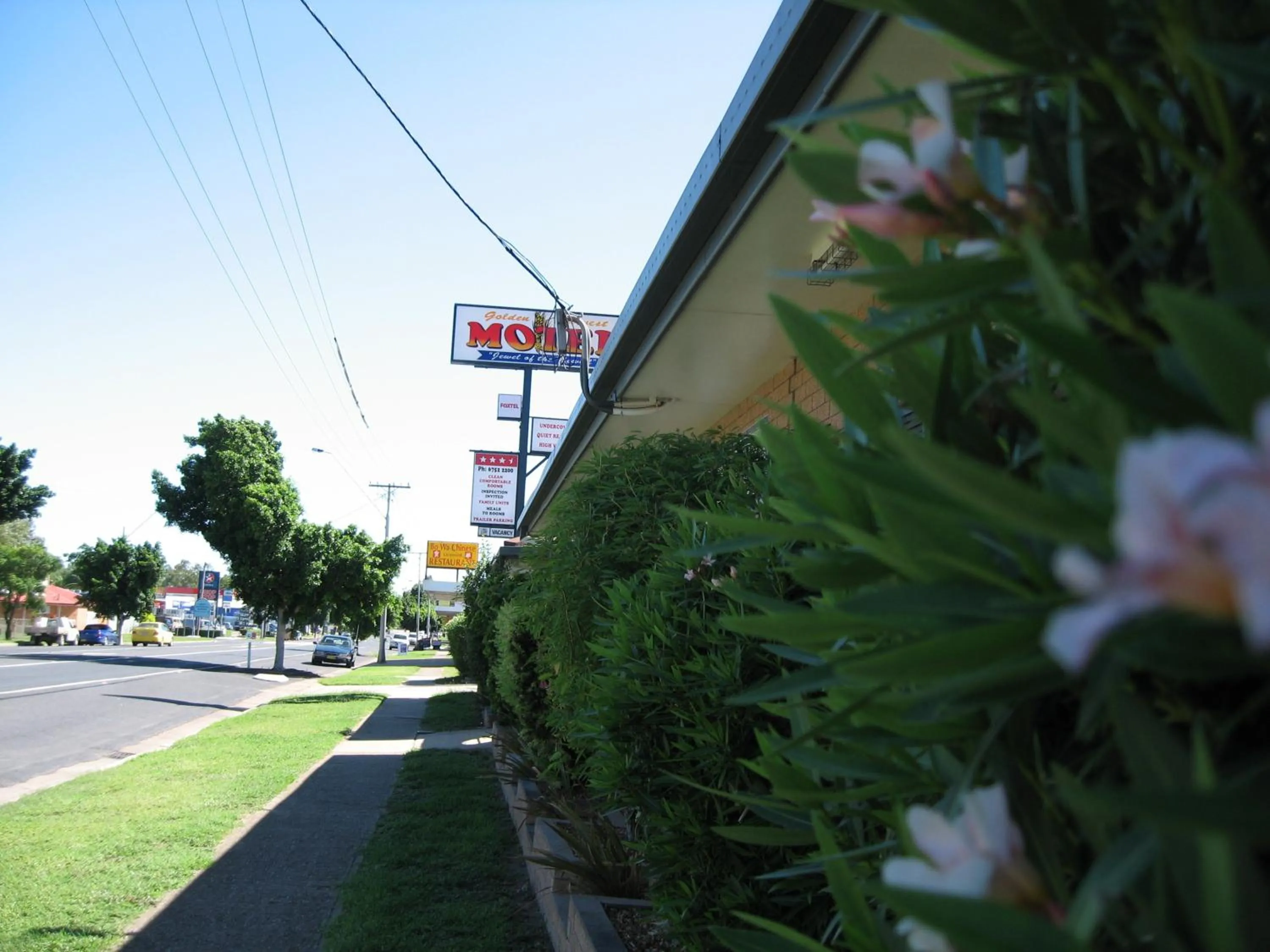 Facade/entrance in Golden Harvest Motor Inn Moree
