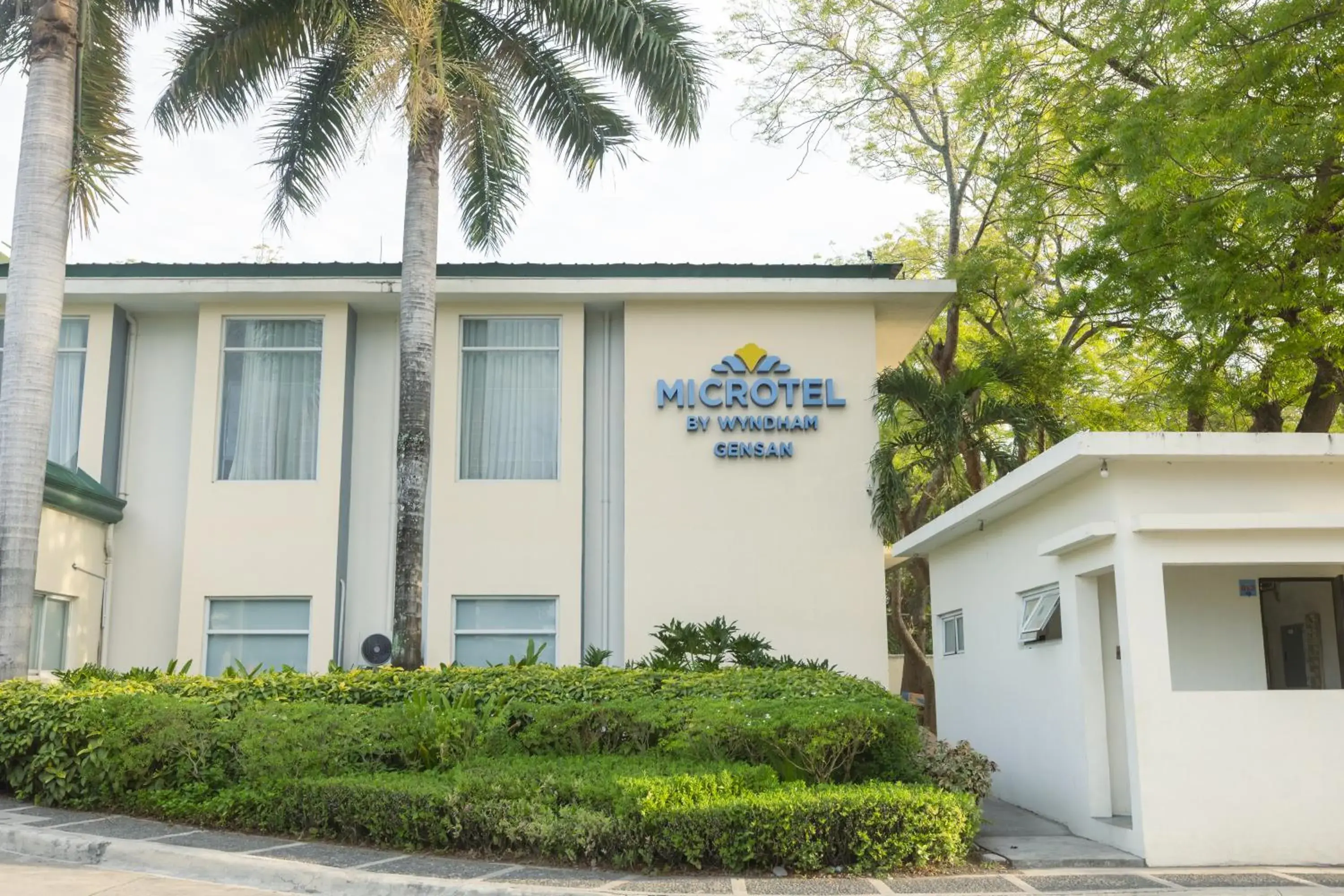 Property building in Microtel by Wyndham General Santos Property building in Microtel by Wyndham General Santos