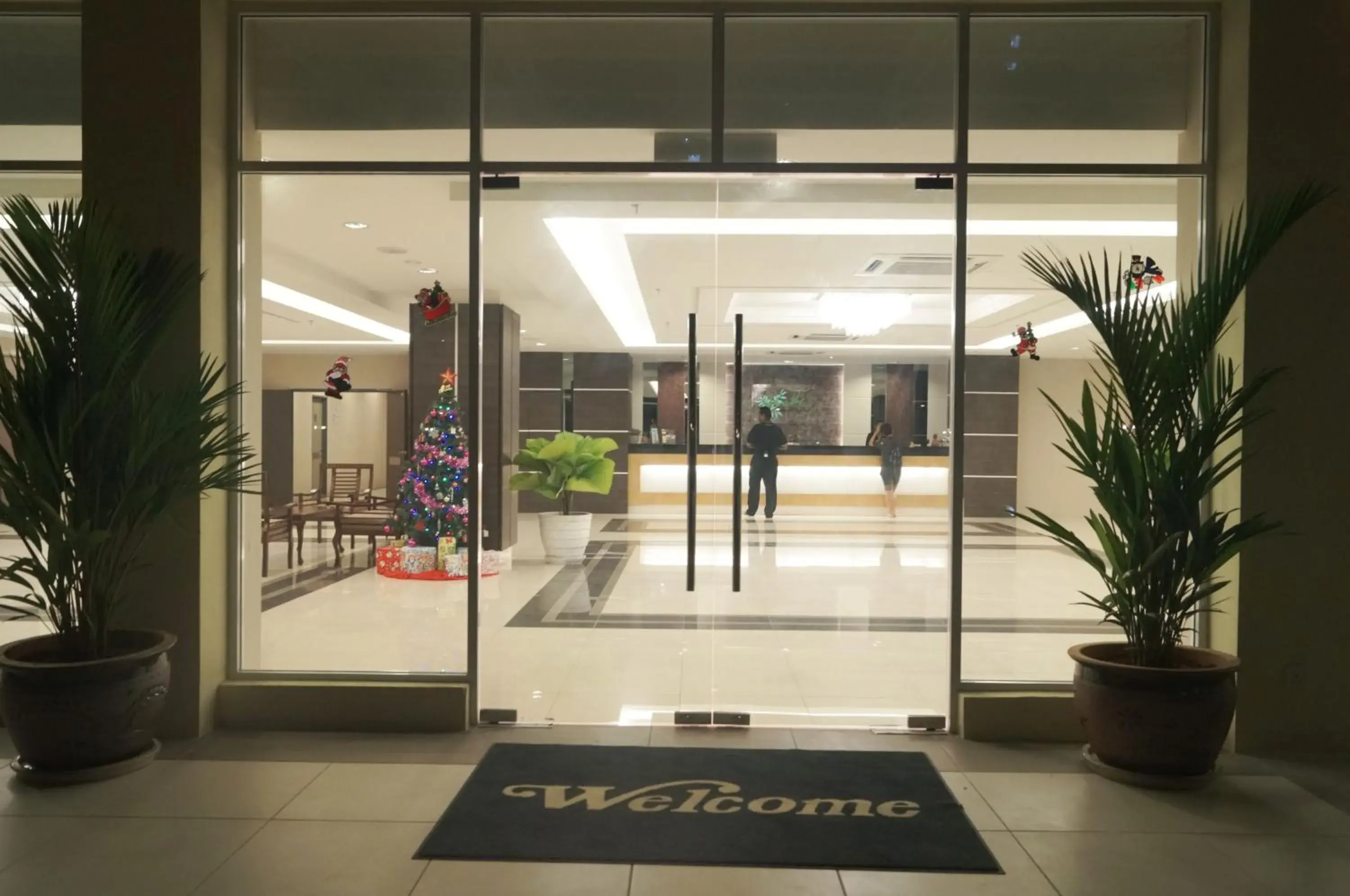 Facade/entrance in MH Sentral Hotel Sg Siput Facade/entrance in MH Sentral Hotel Sg Siput