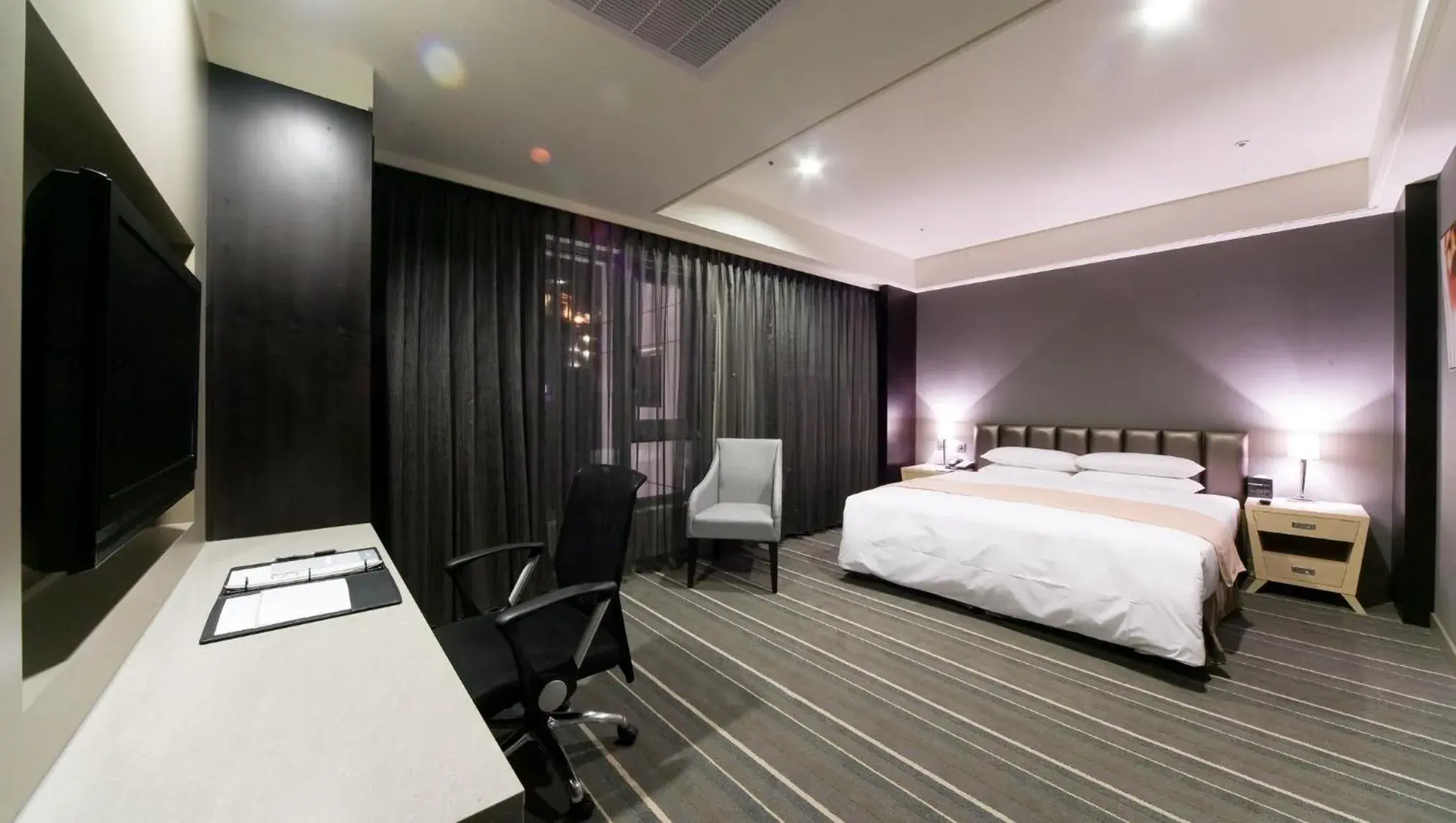 Business Suite in Urban Hotel33 Business Suite in Urban Hotel33