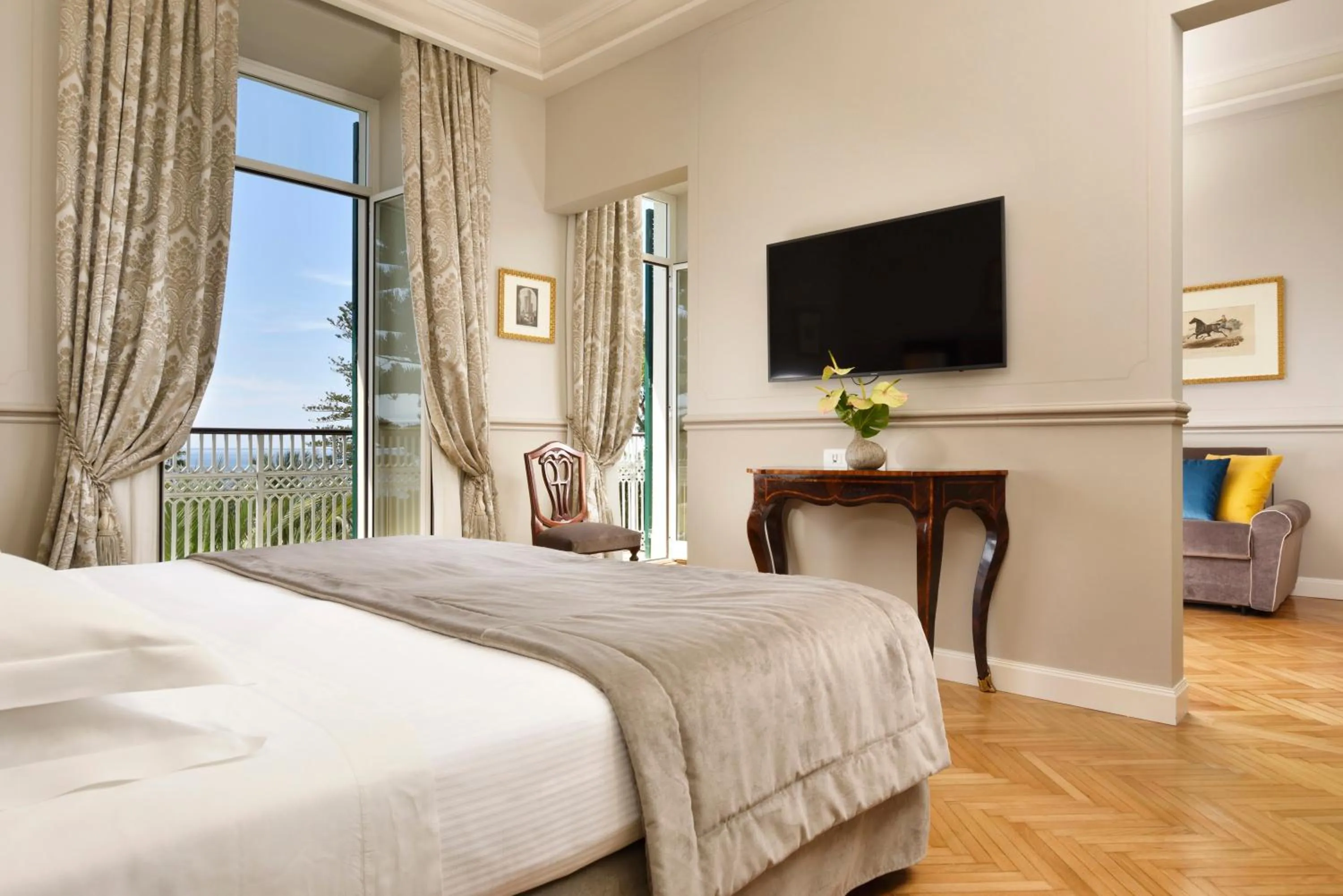 Bed in Royal Hotel Sanremo