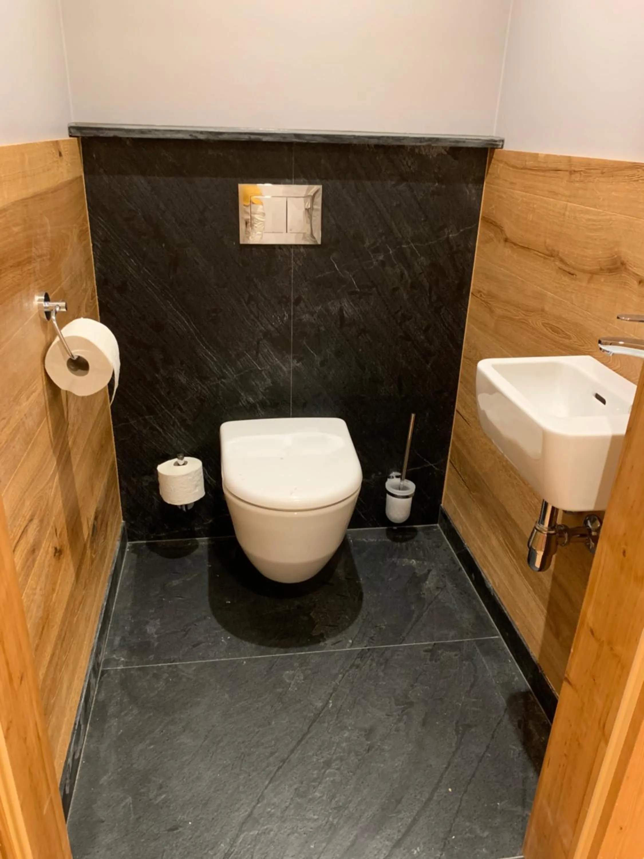 Toilet in Villa Stiegl