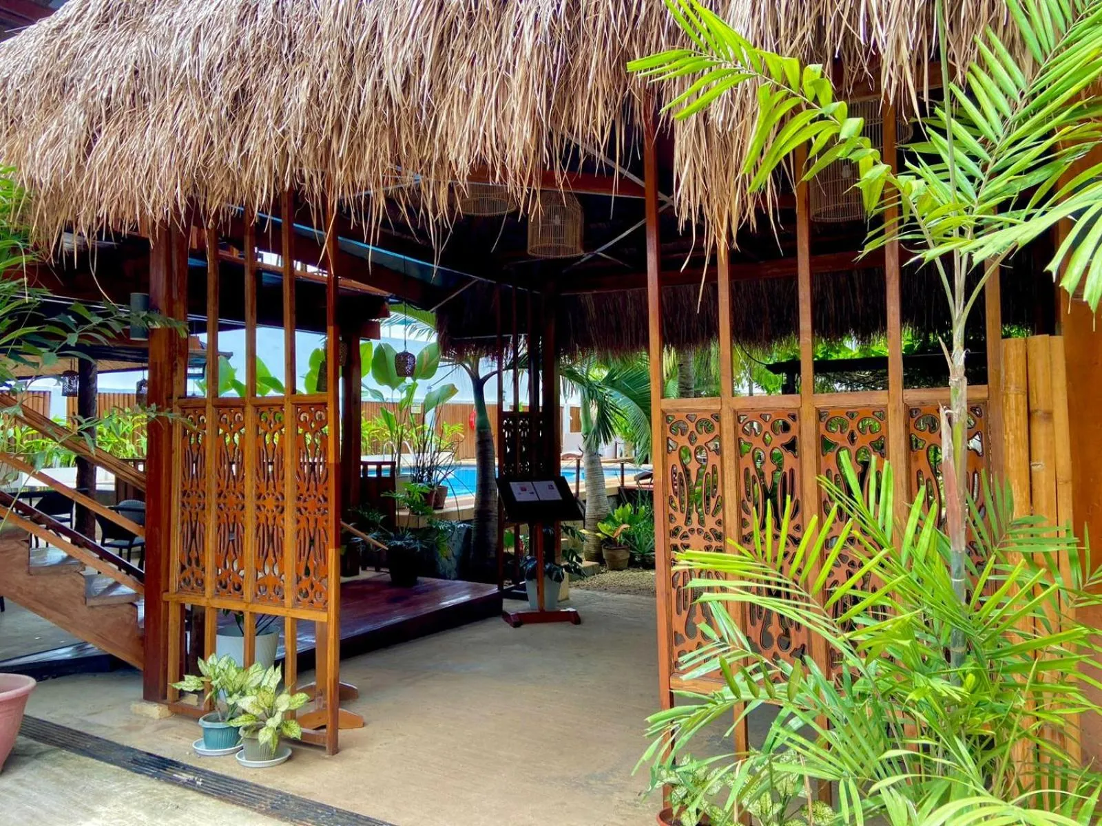 Restaurant/places to eat in Palms Cove Resort