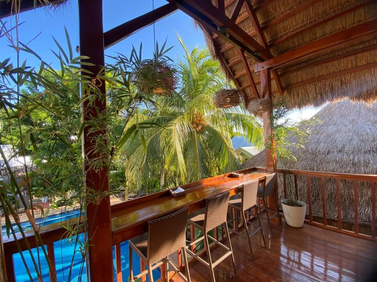 Restaurant/places to eat in Palms Cove Resort