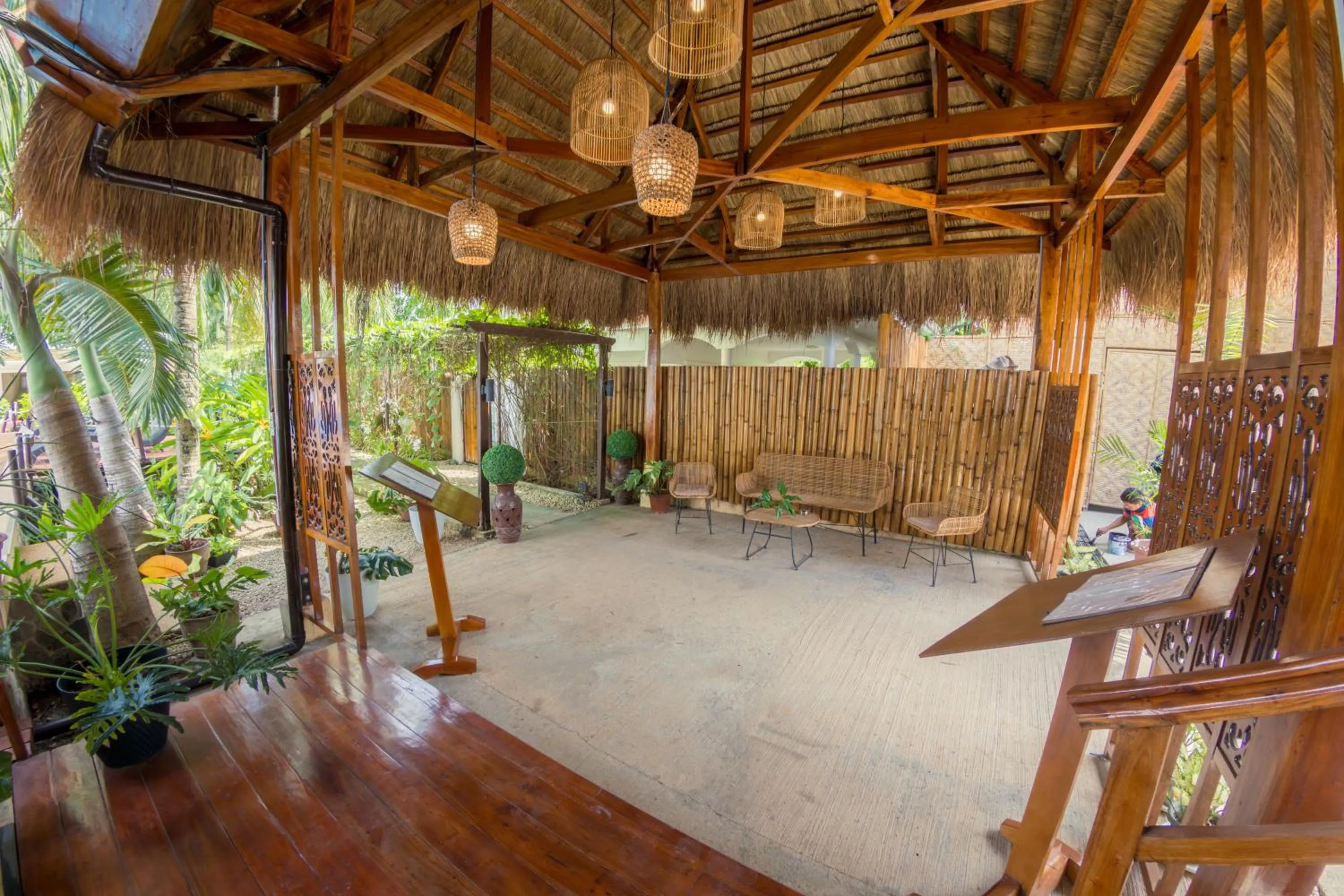 Property building in Palms Cove Resort