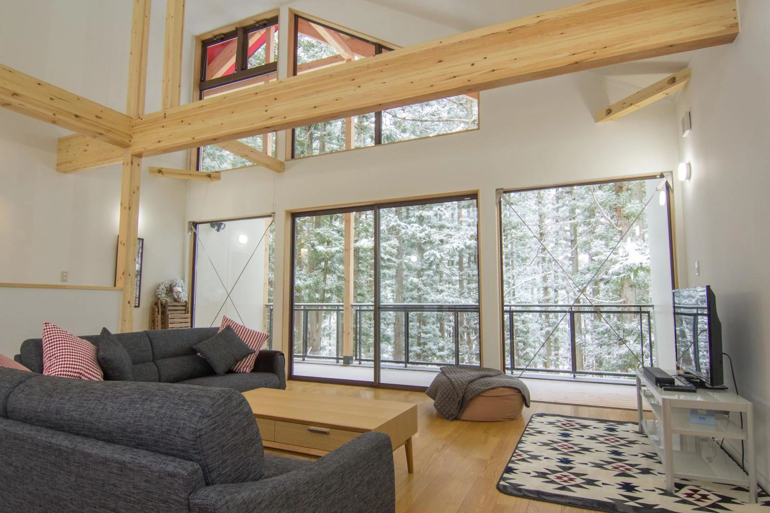 Three-Bedroom Chalet (Alps Retreat) in Morino Chalets