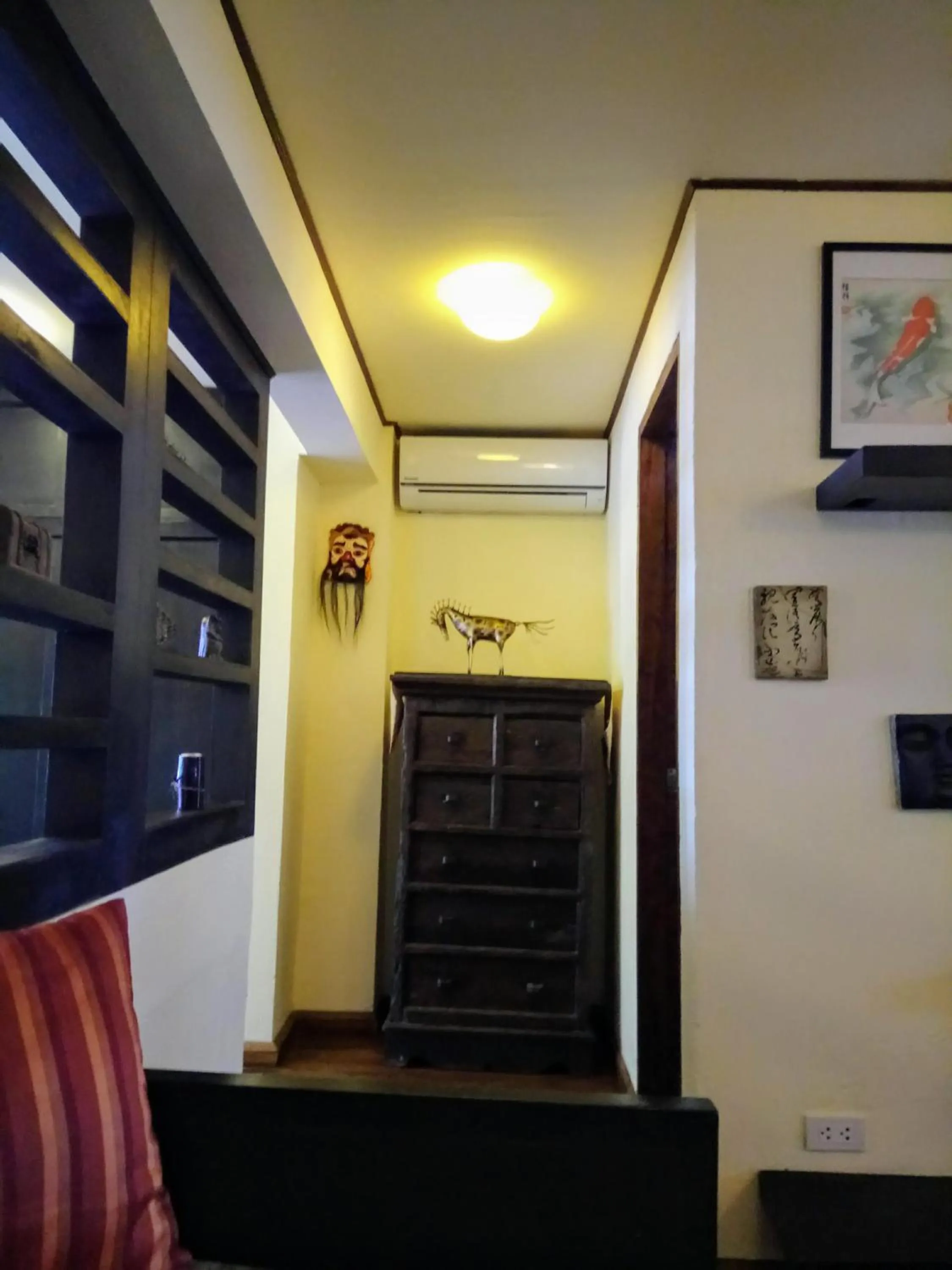 Decorative detail in Angelina Beach Resort & Italian Restaurant Malapascua