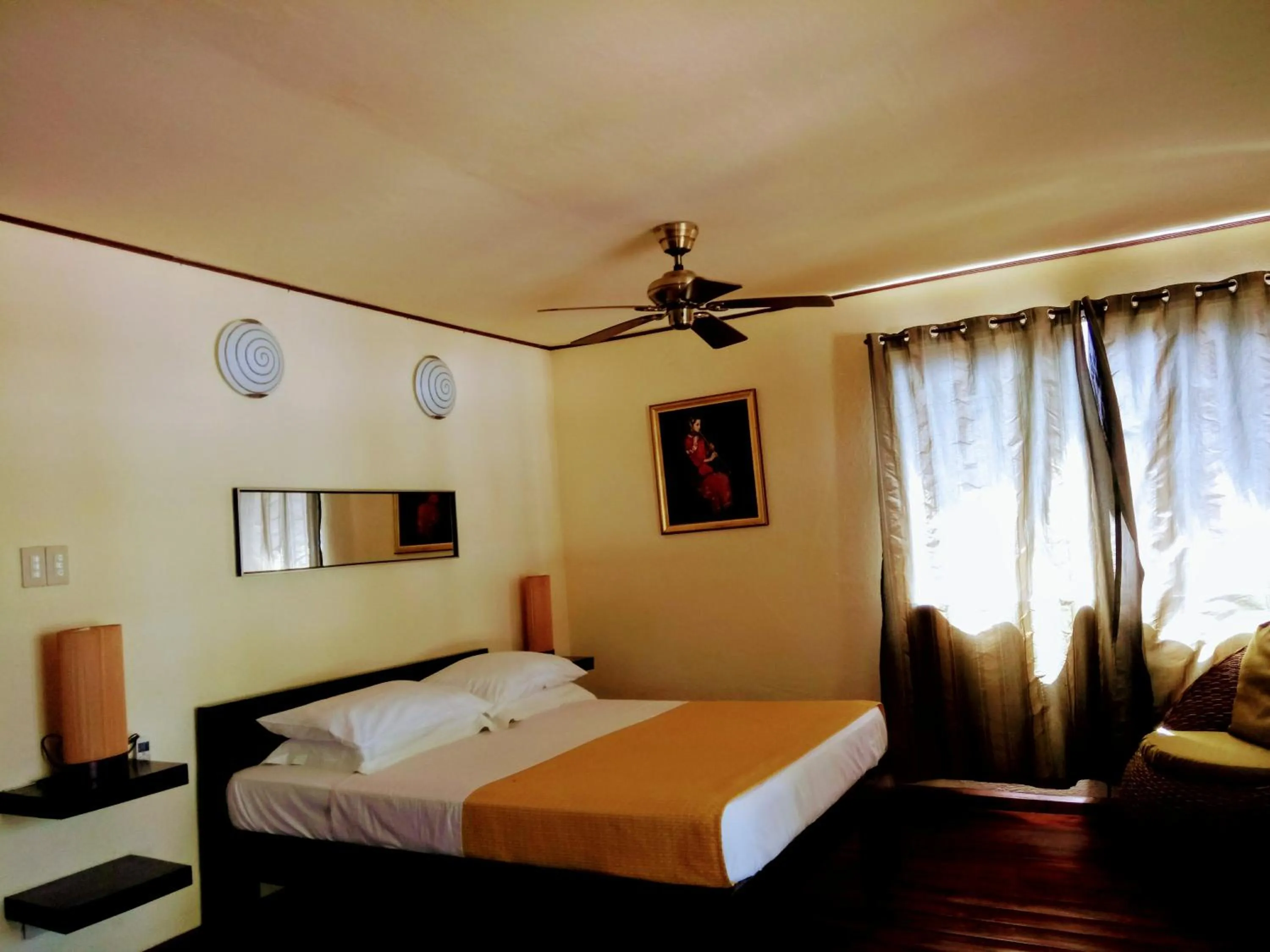 Bedroom, Bed in Angelina Beach Resort & Italian Restaurant Malapascua