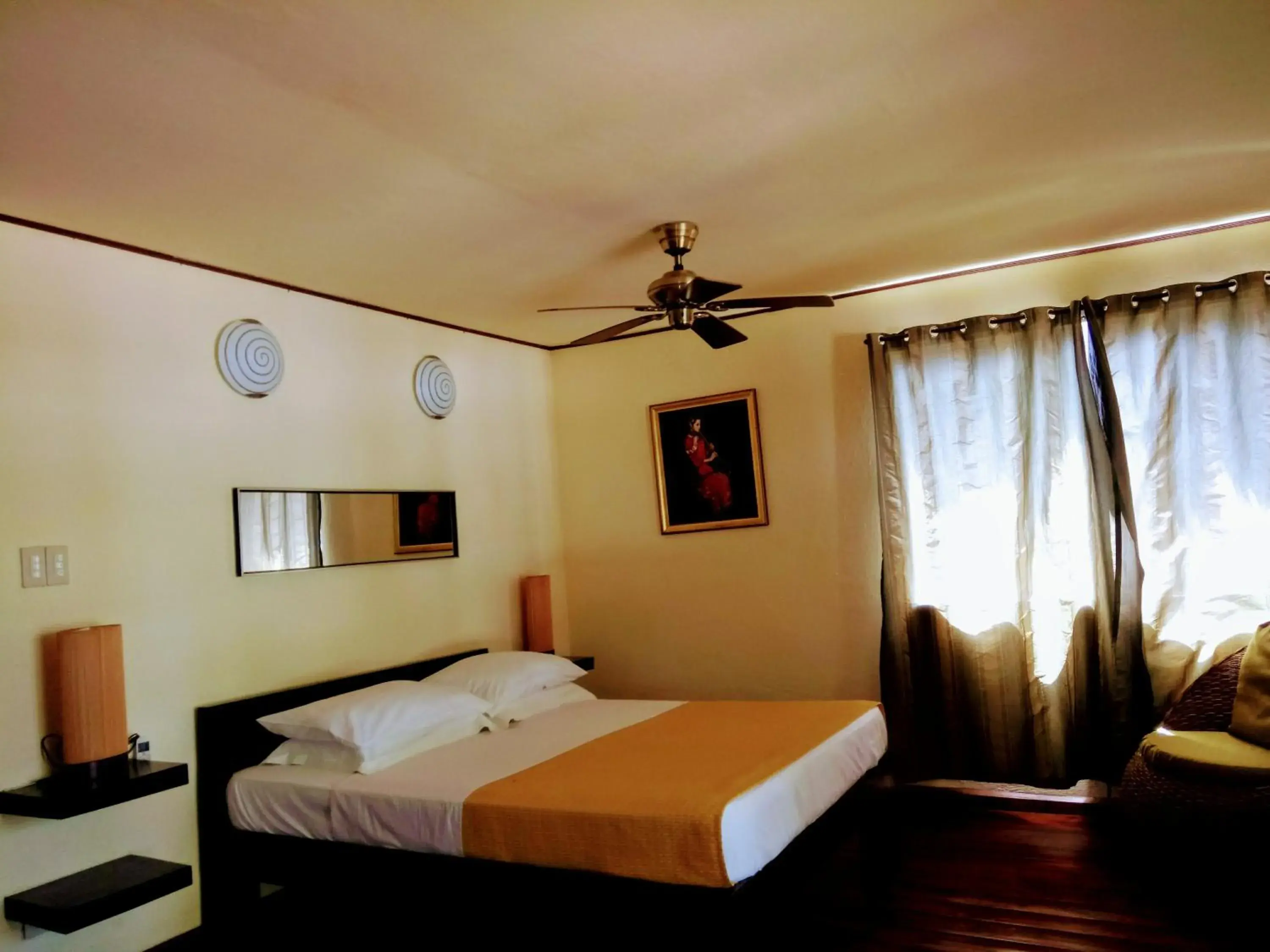 Bedroom, Bed in Angelina Beach Resort & Italian Restaurant Malapascua Bedroom, Bed in Angelina Beach Resort & Italian Restaurant Malapascua