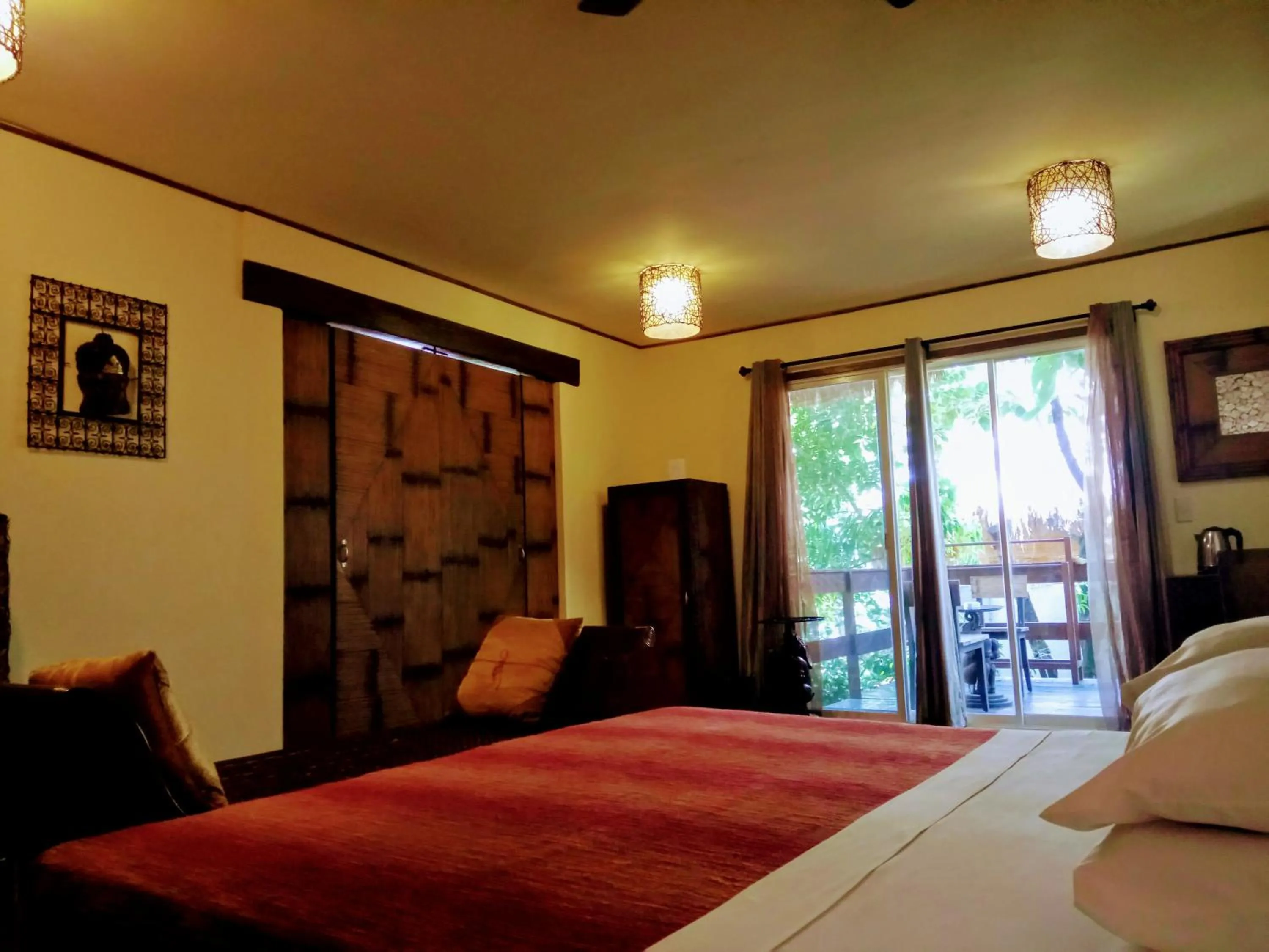 Bedroom, Bed in Angelina Beach Resort & Italian Restaurant Malapascua