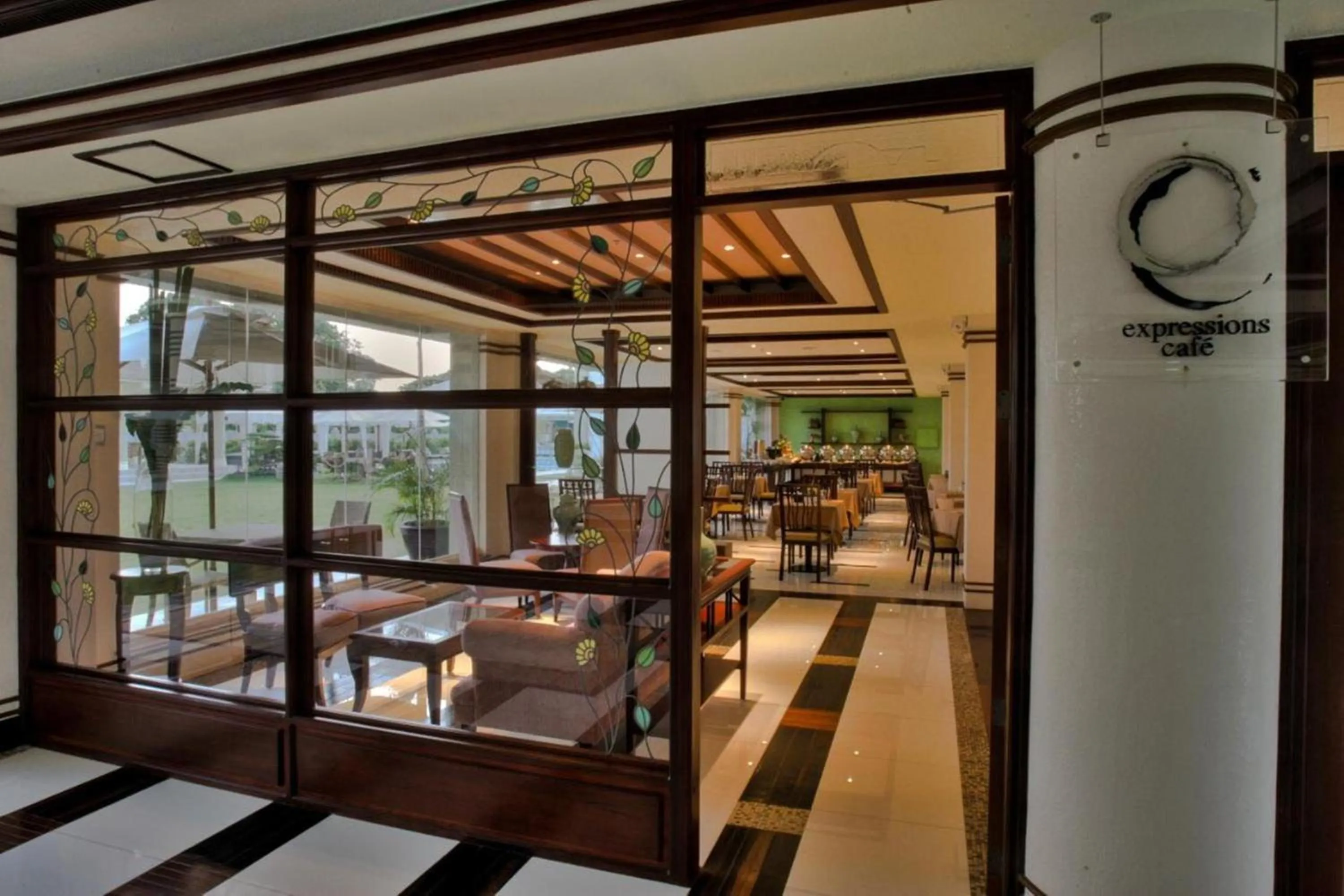 Restaurant/places to eat in Hotel Centro Puerto Princesa Near Airport