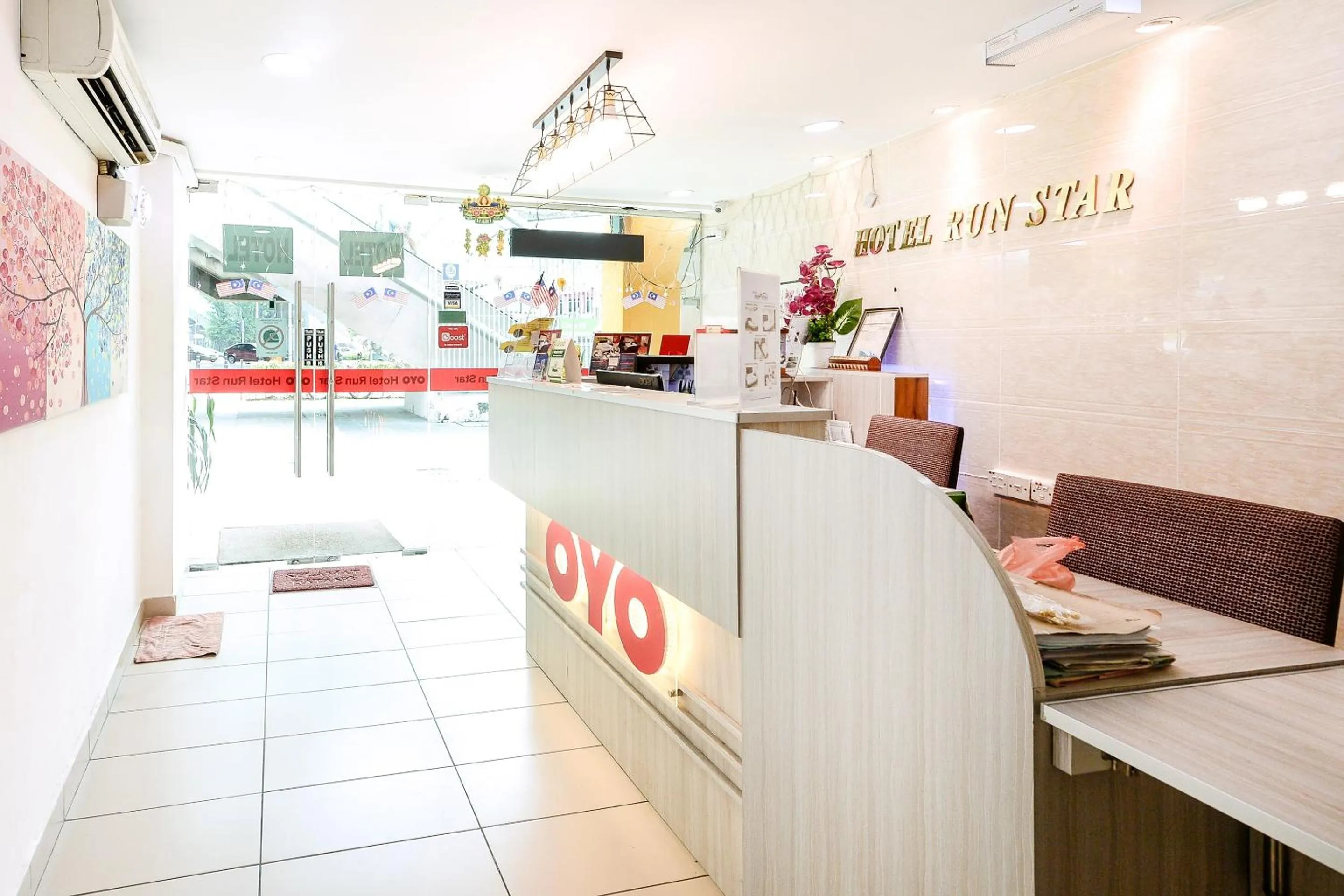 Lobby or reception in OYO 805 Hotel Run Star