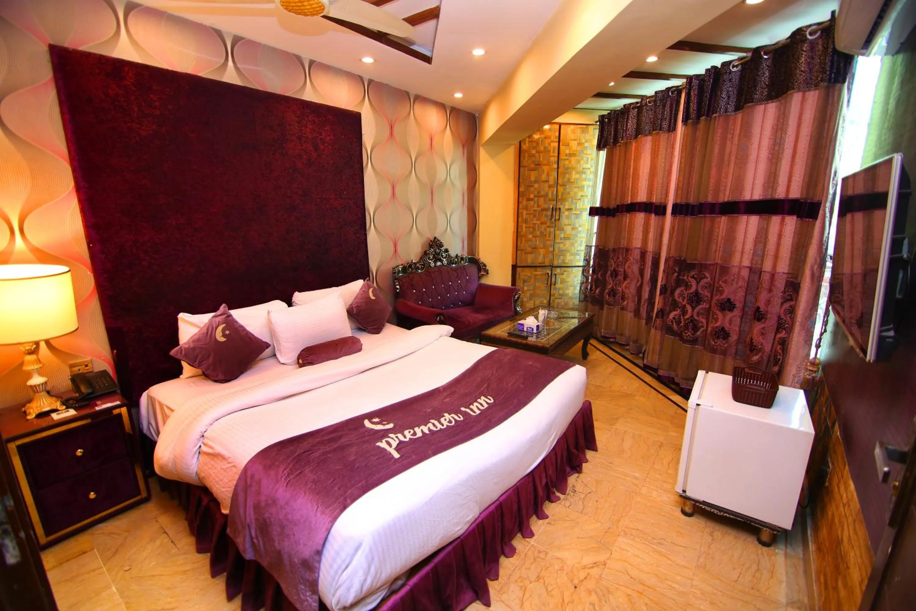 Bedroom, Bed in Premier Inn Gulberg Lahore