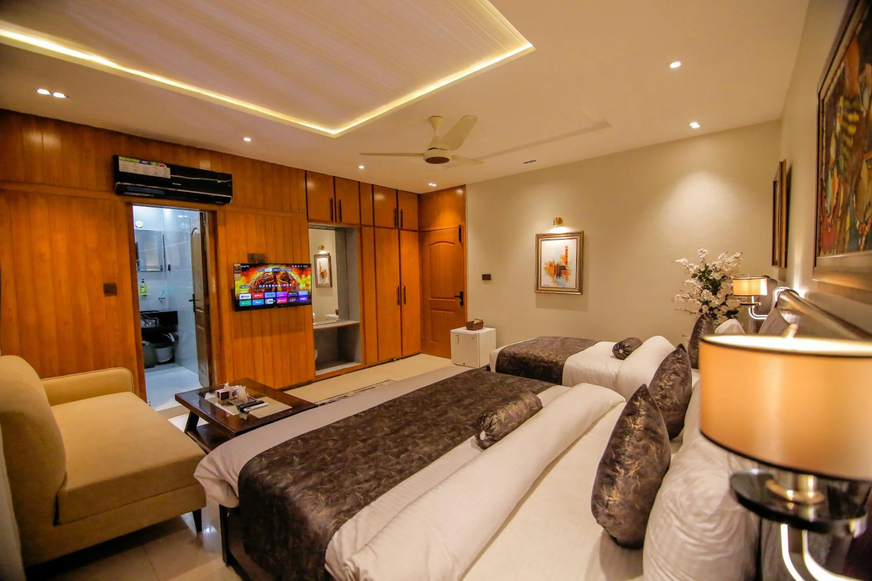 Photo of the whole room in Premier Inn Gulberg Lahore