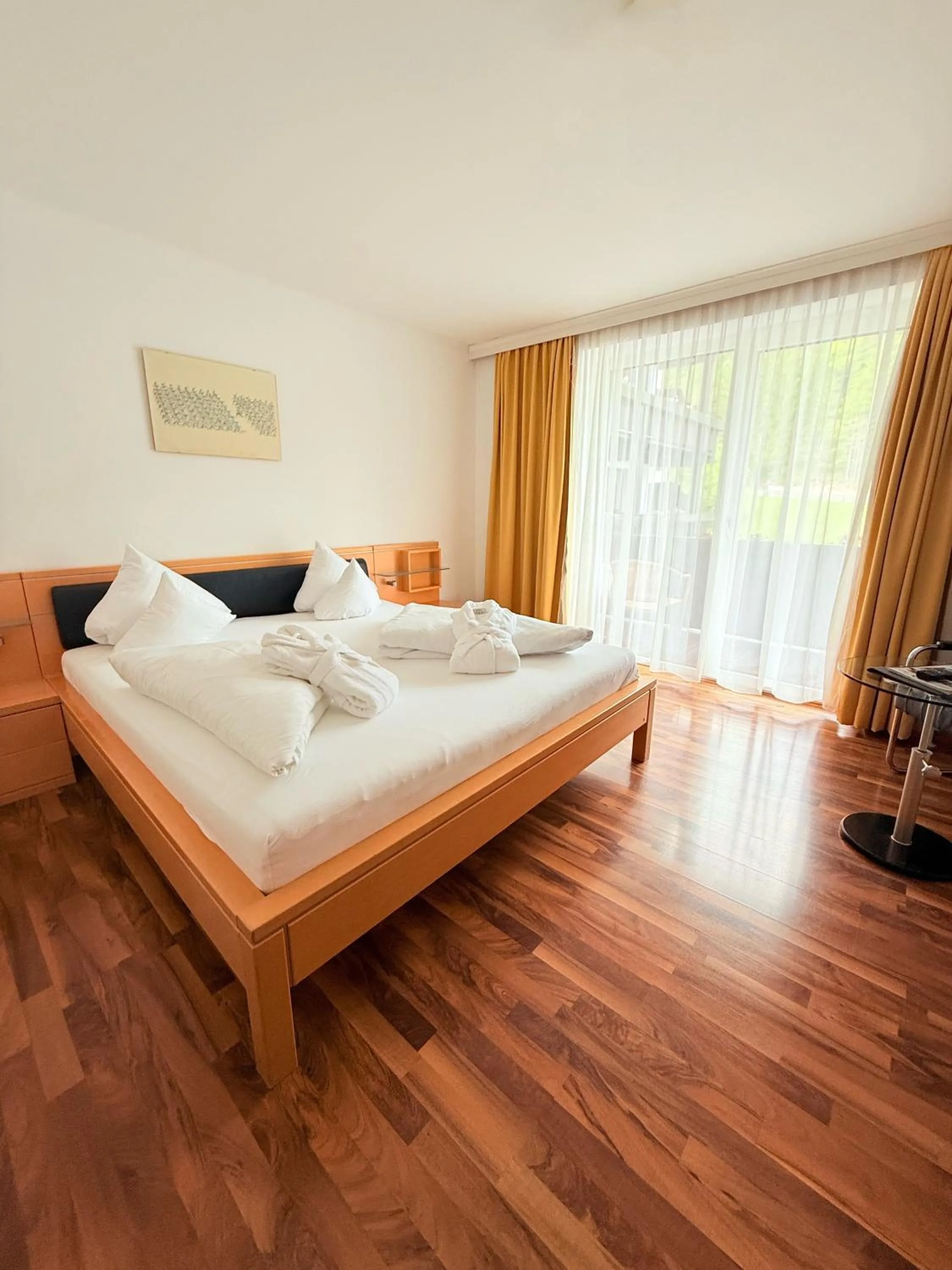 Bed in Hotel Achentalerhof