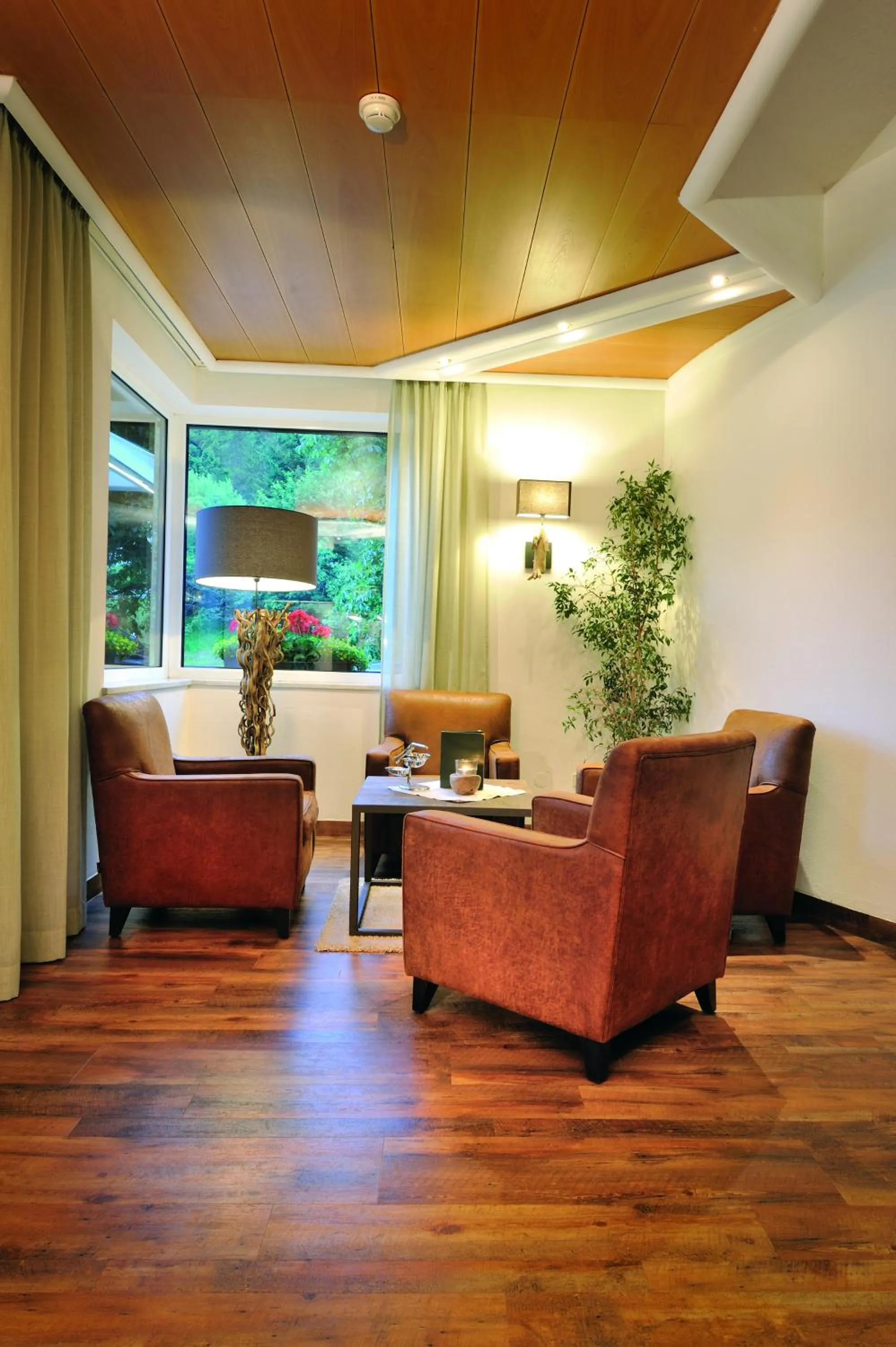 Lobby or reception in Hotel Achentalerhof