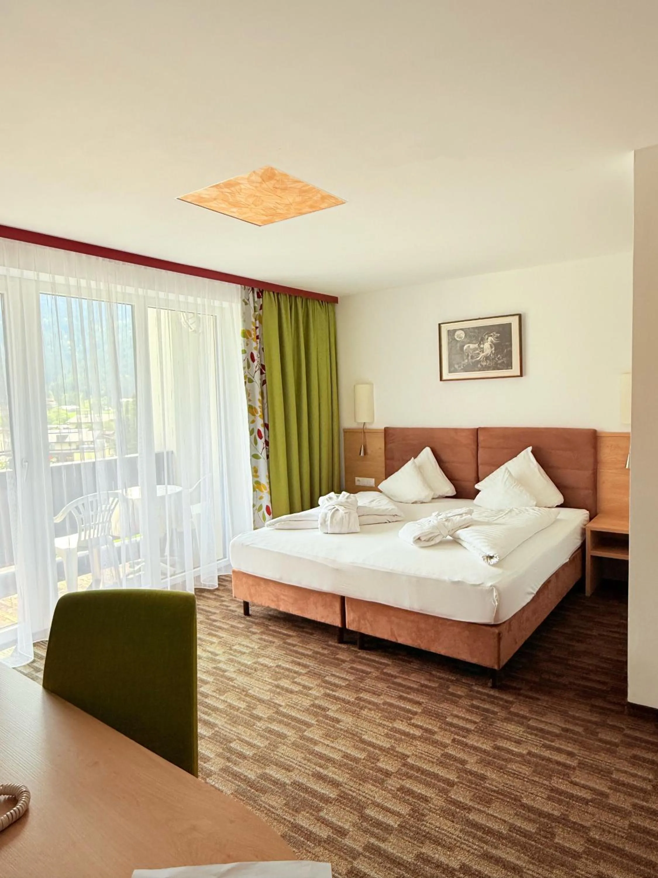 Bed in Hotel Achentalerhof