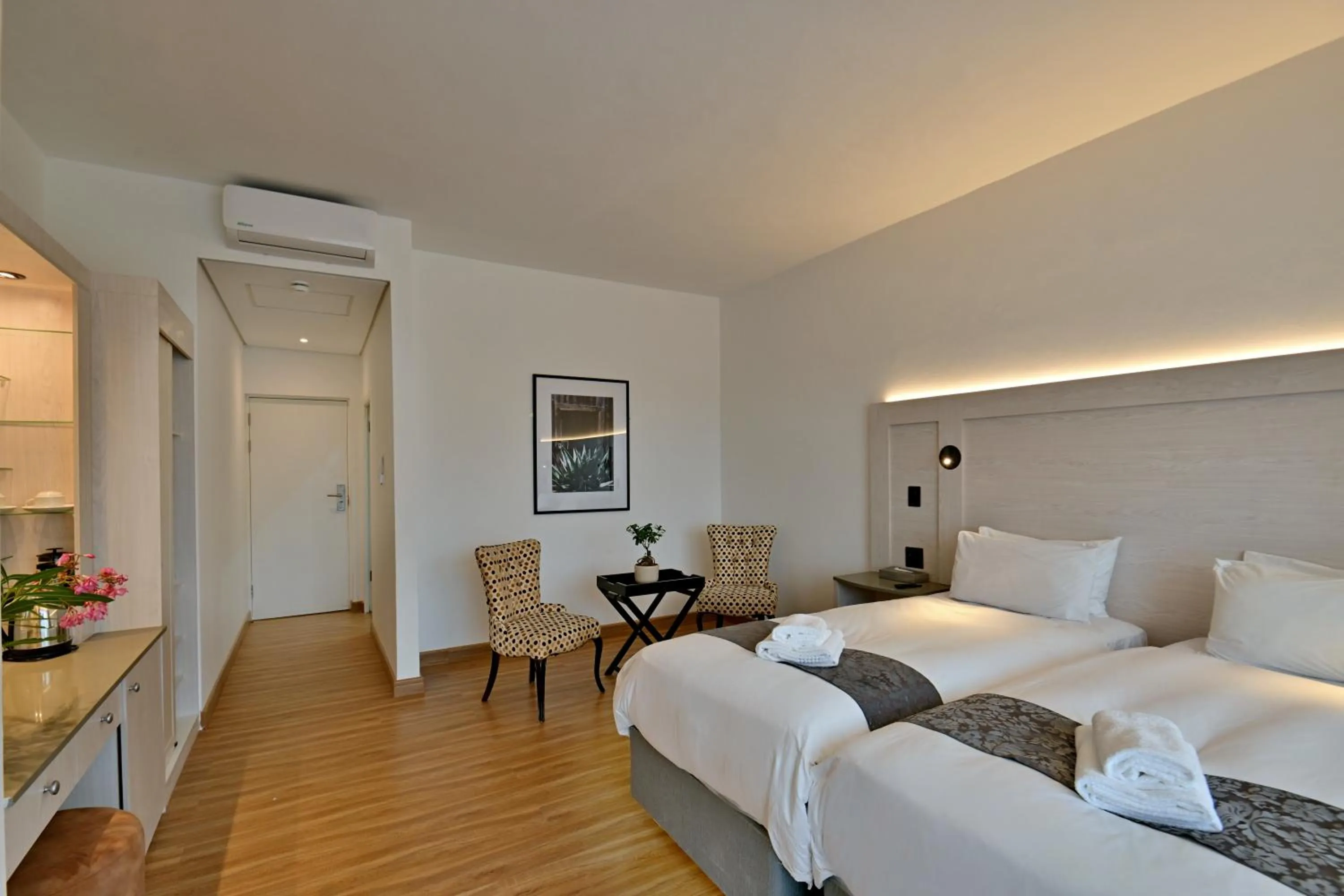 Bedroom, Bed in Val Du Charron Wine & Leisure Estate