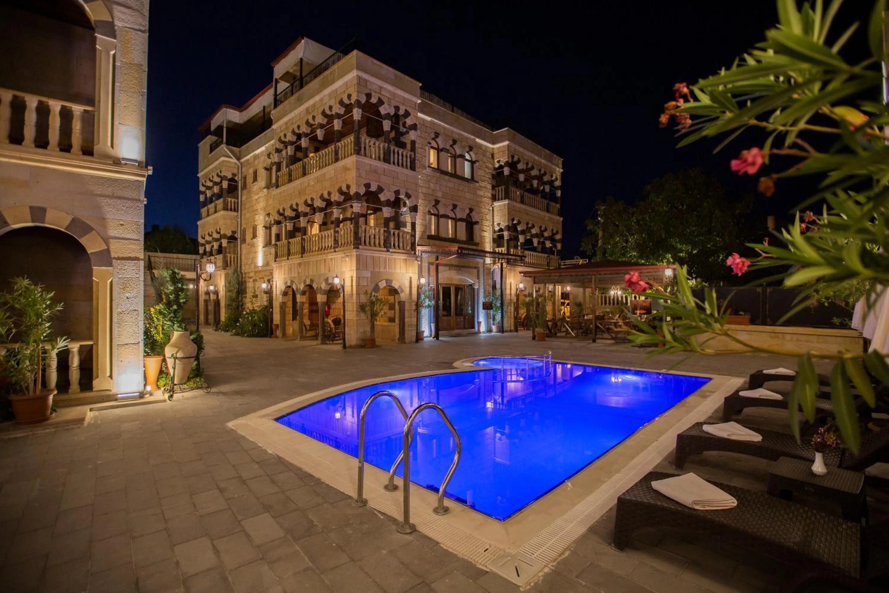Swimming pool in Göreme Reva Hotel