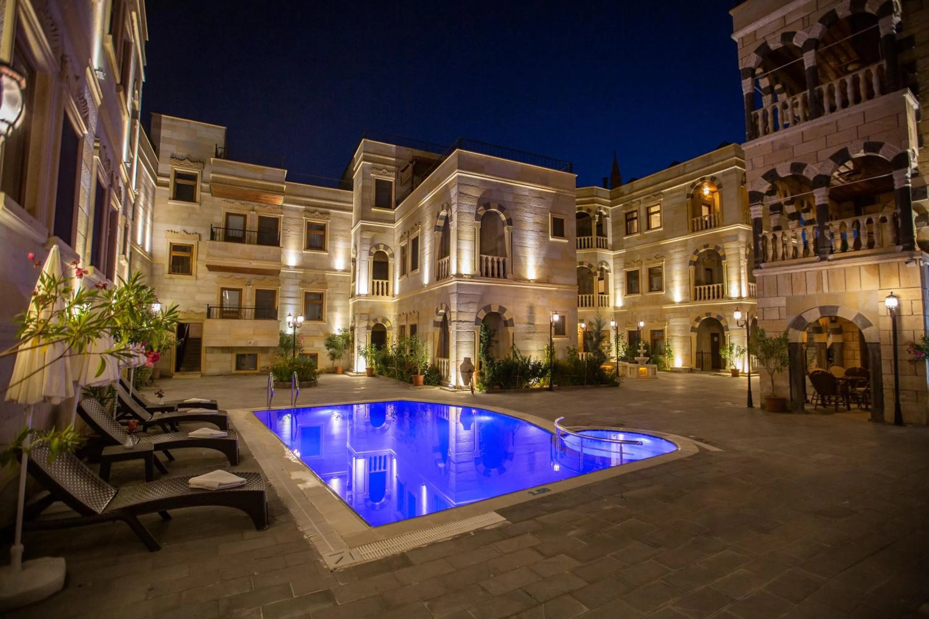 Swimming pool in Göreme Reva Hotel