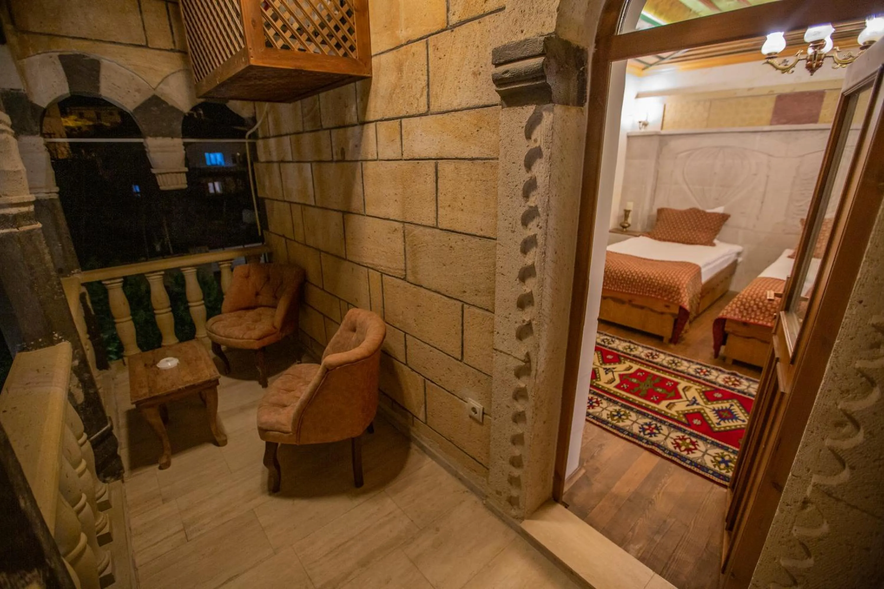 Balcony/Terrace, Bed in Göreme Reva Hotel