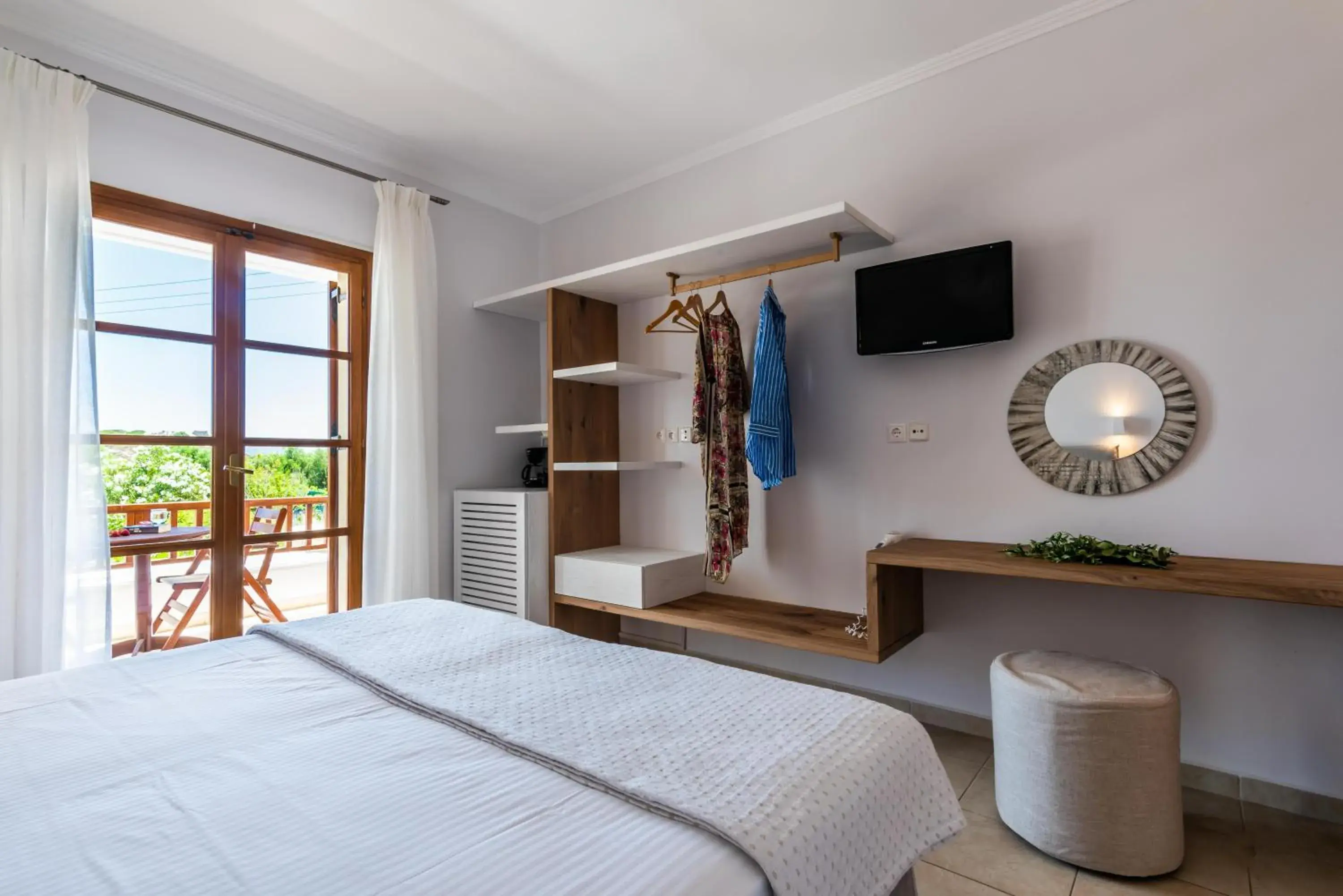 Bed in Konstantinos Bed in Konstantinos