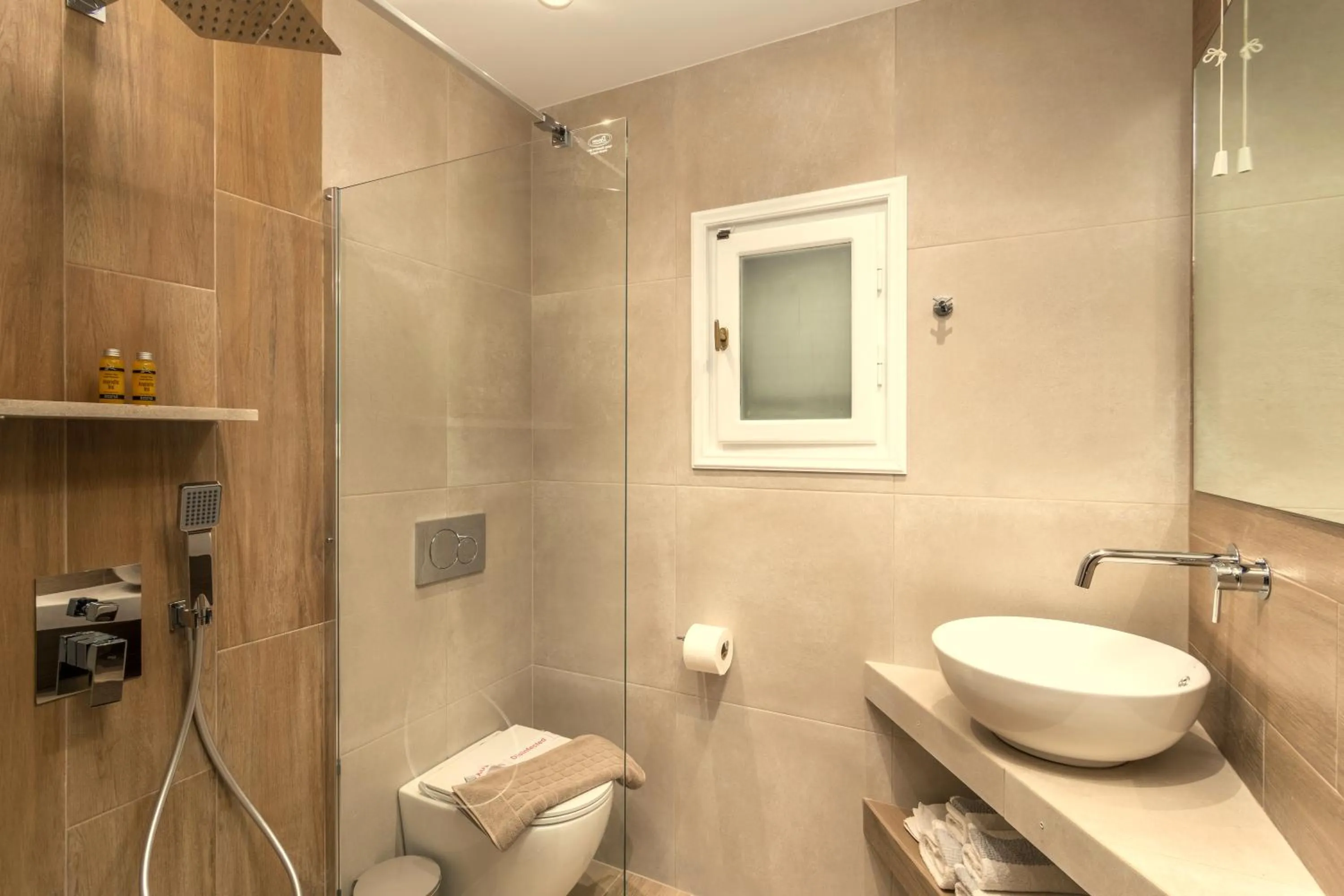 Bathroom in Konstantinos