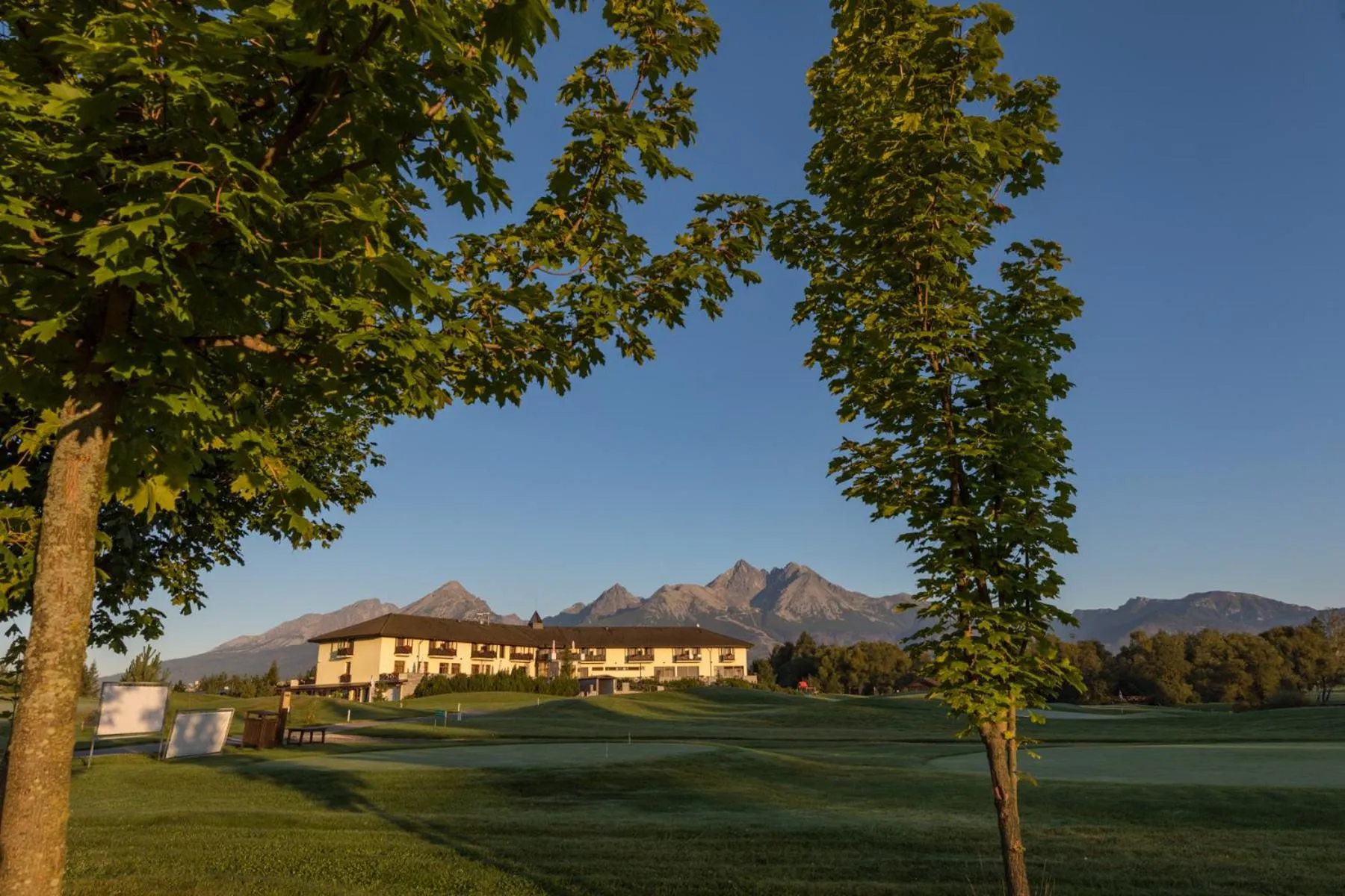 Property building in Hotel International