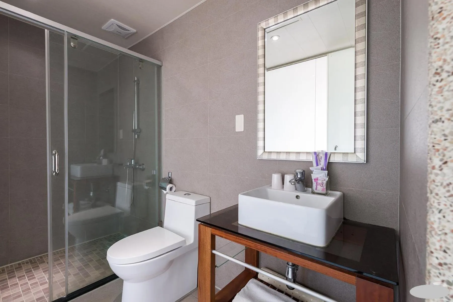 Paris Business Hotel