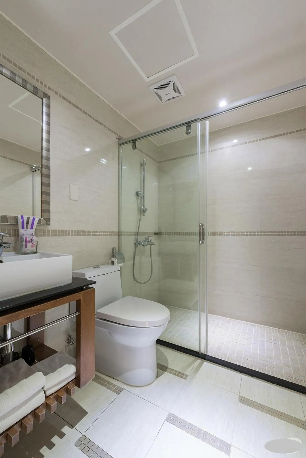 Paris Business Hotel